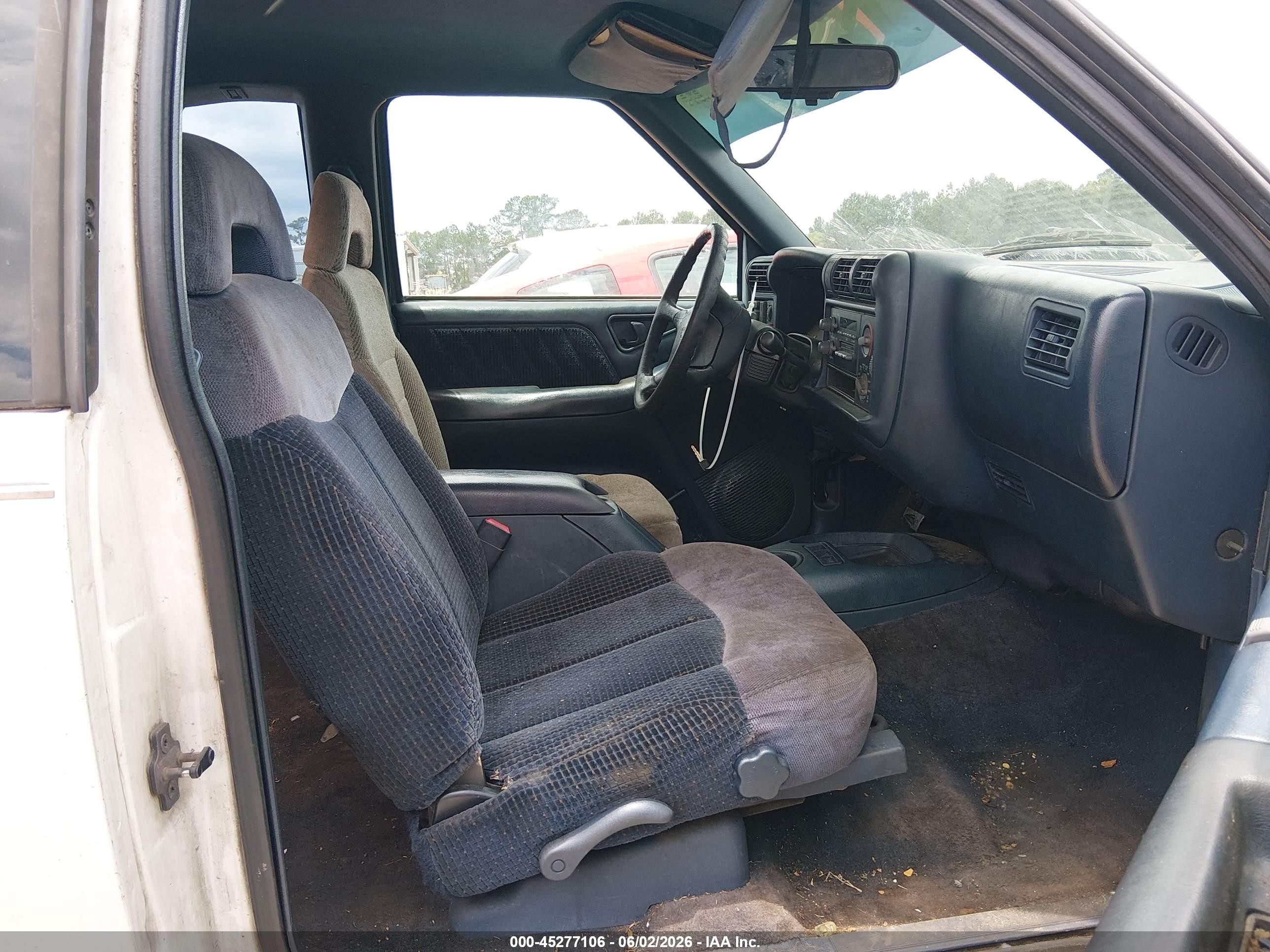 1996 Gmc Sonoma   Белый vin: 1GTCS19X6T8505589