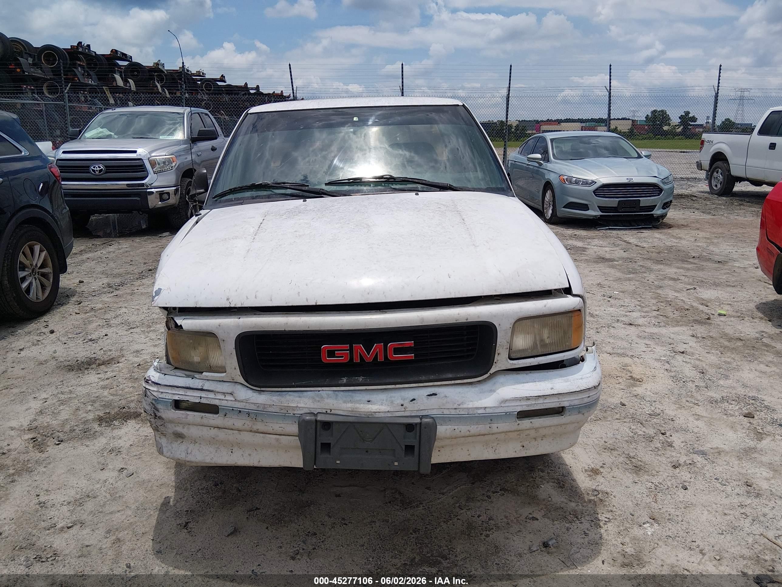 1996 Gmc Sonoma   Белый vin: 1GTCS19X6T8505589