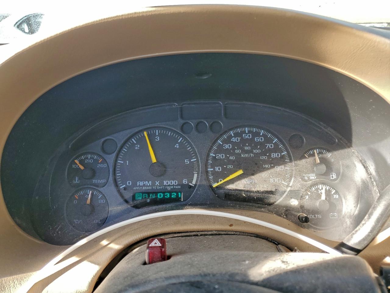 1999 Gmc Sonoma Коричневый vin: 1GTCS19X7X8510970