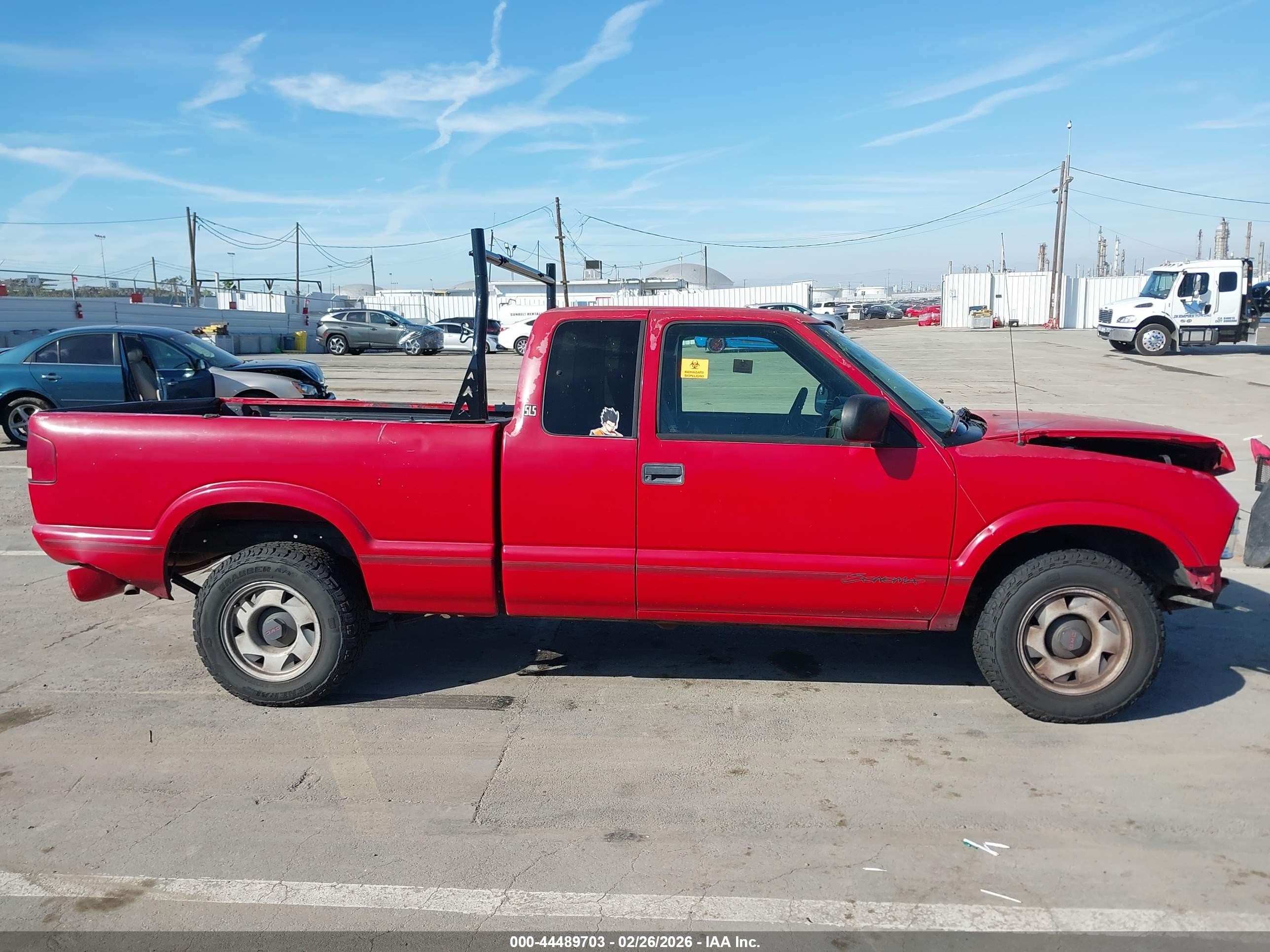 1999 Gmc Sonoma Sls Red vin: 1GTCS19X7X8530295