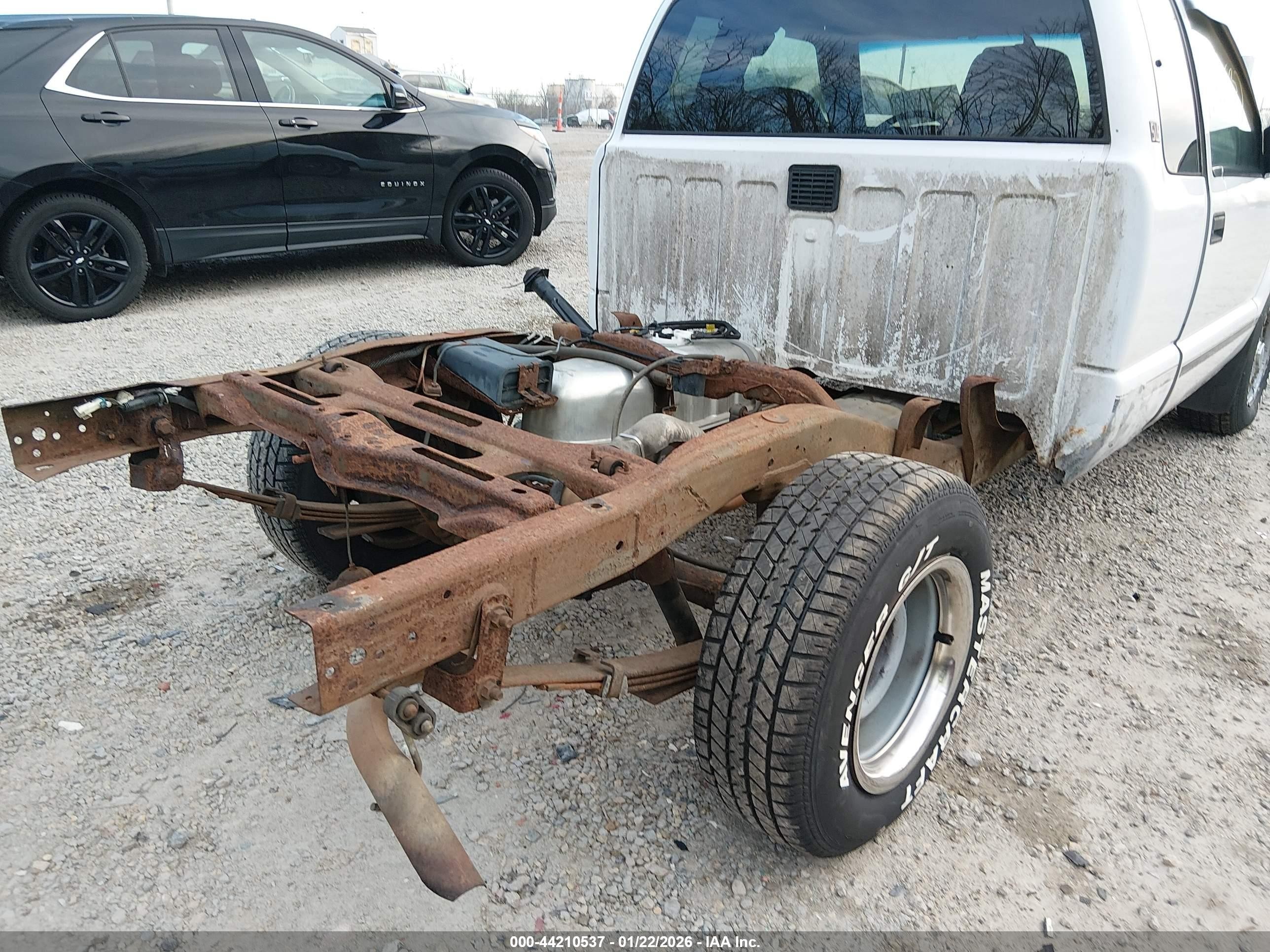 1999 Gmc Sonoma Sls Белый vin: 1GTCS19XXX8534115