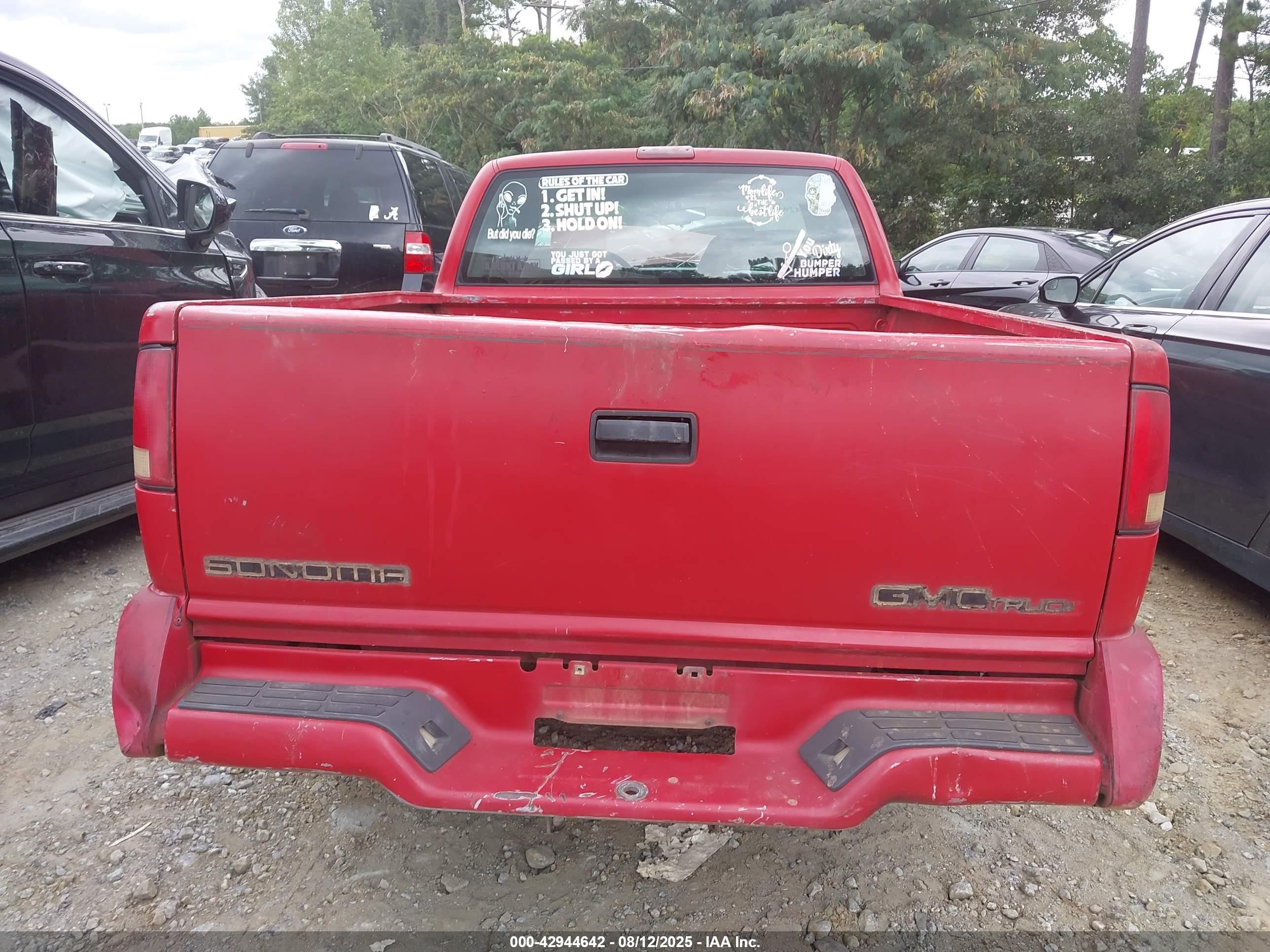1994 Gmc Sonoma   Red vin: 1GTCS19Z1RK504170