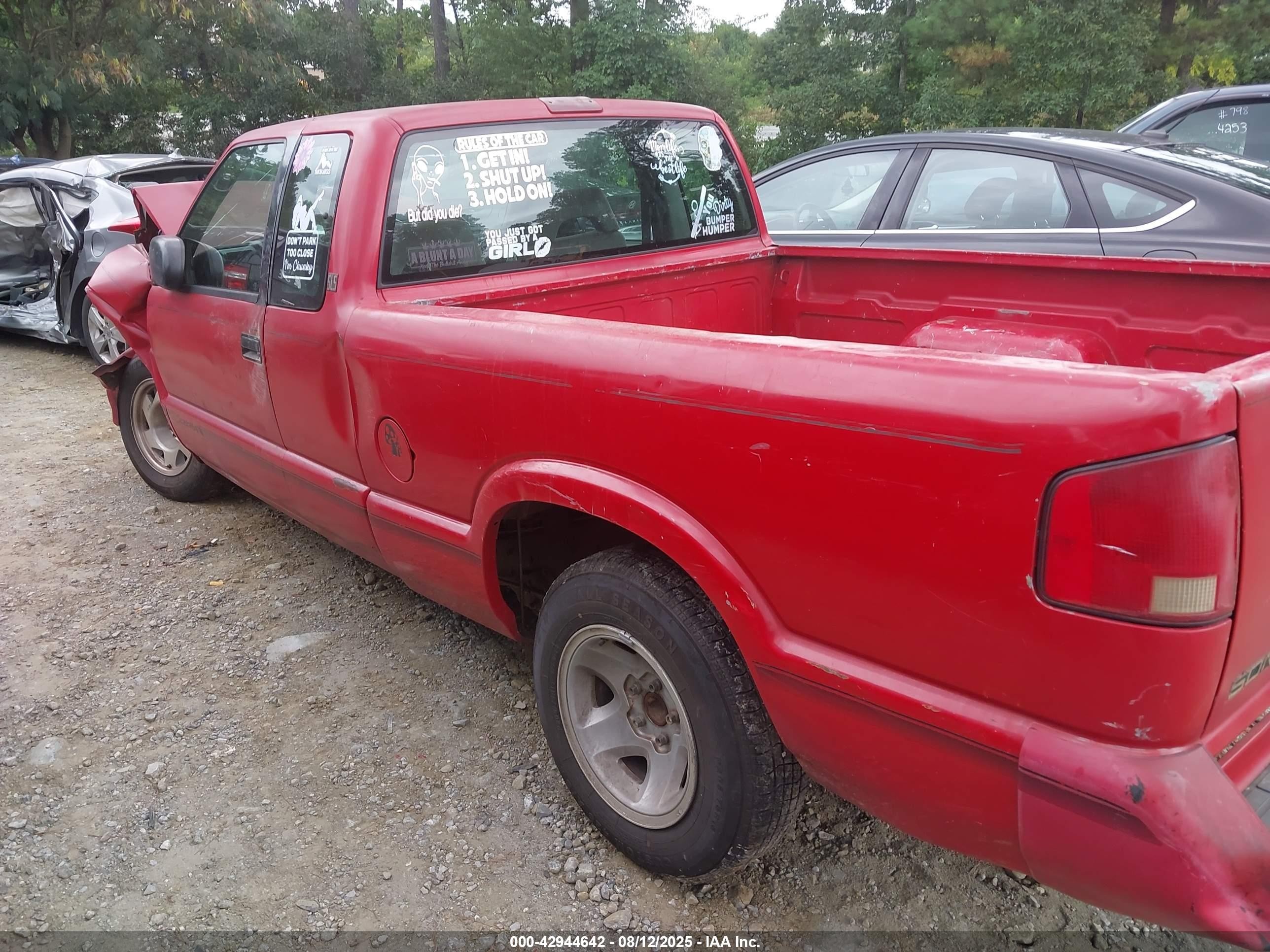 1994 Gmc Sonoma   Red vin: 1GTCS19Z1RK504170