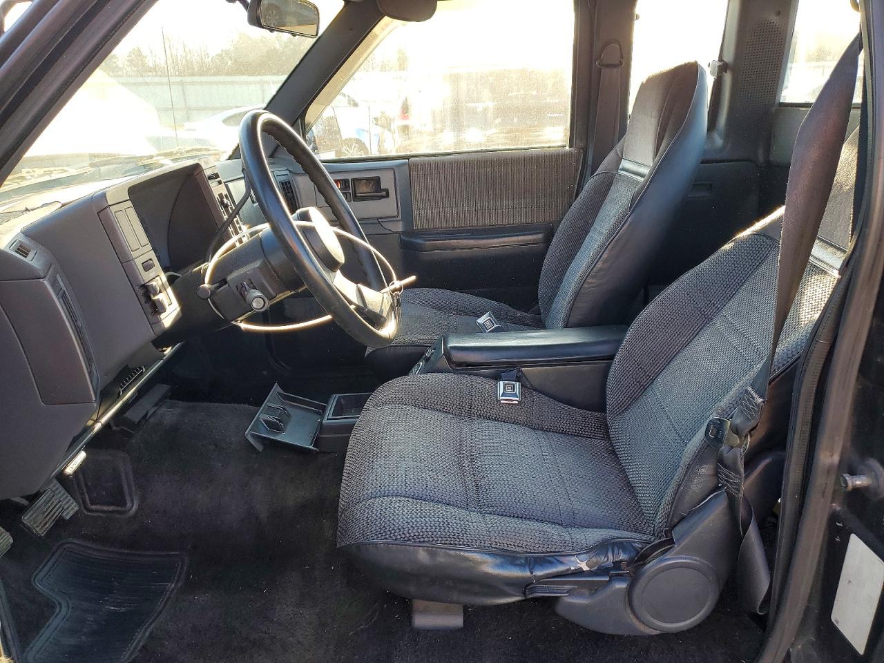 1991 Gmc Sonoma Black vin: 1GTCS19Z4M2508089