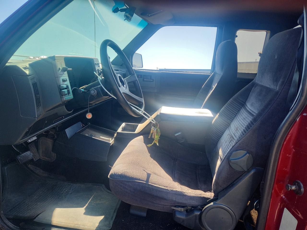 1993 Gmc Sonoma Burgundy vin: 1GTCS19Z6P0526416