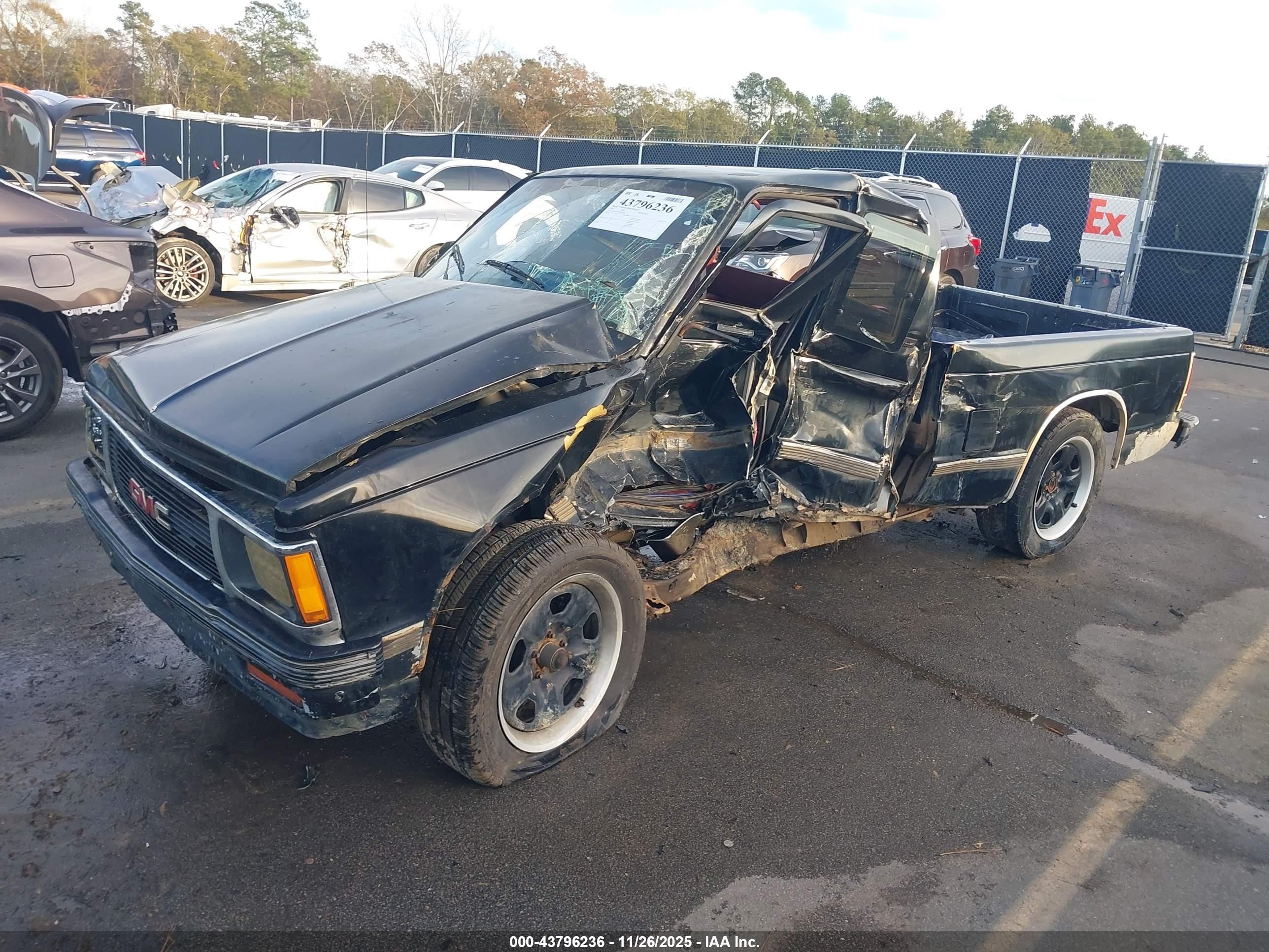 1991 Gmc Sonoma   Black vin: 1GTCS19ZXM2544532