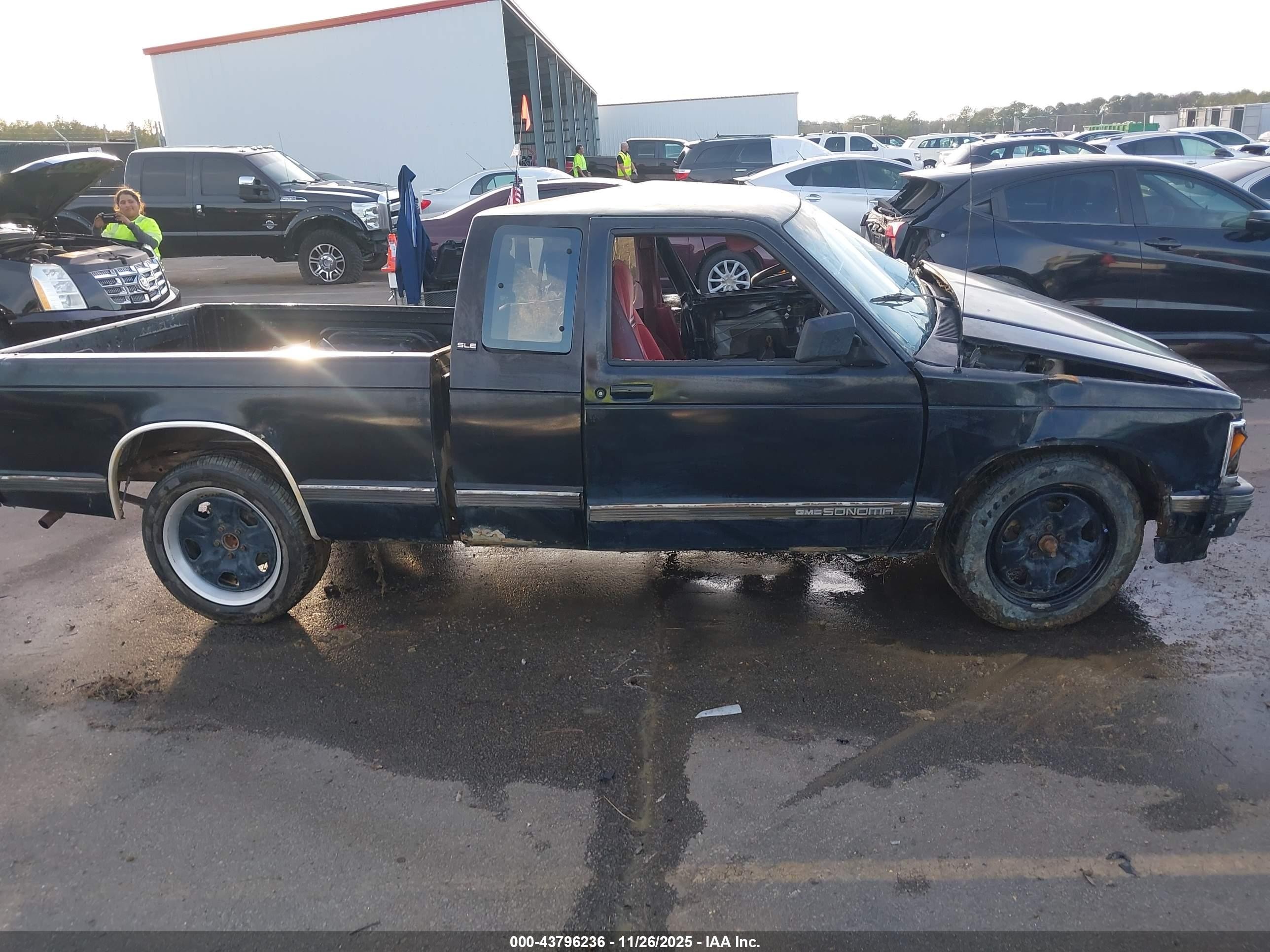 1991 Gmc Sonoma   Black vin: 1GTCS19ZXM2544532