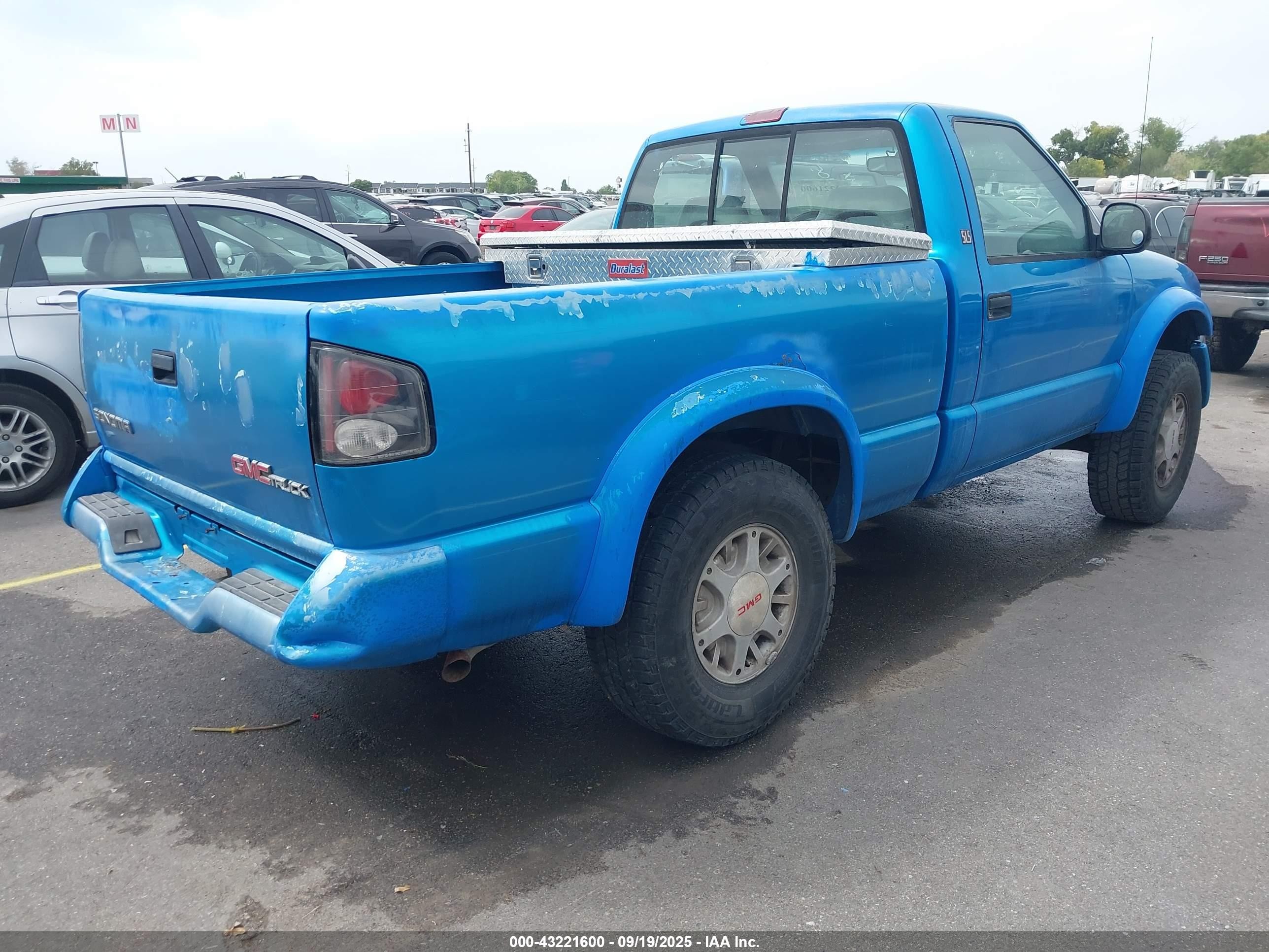 1994 Gmc Sonoma   Синий vin: 1GTCT14W6R8527905