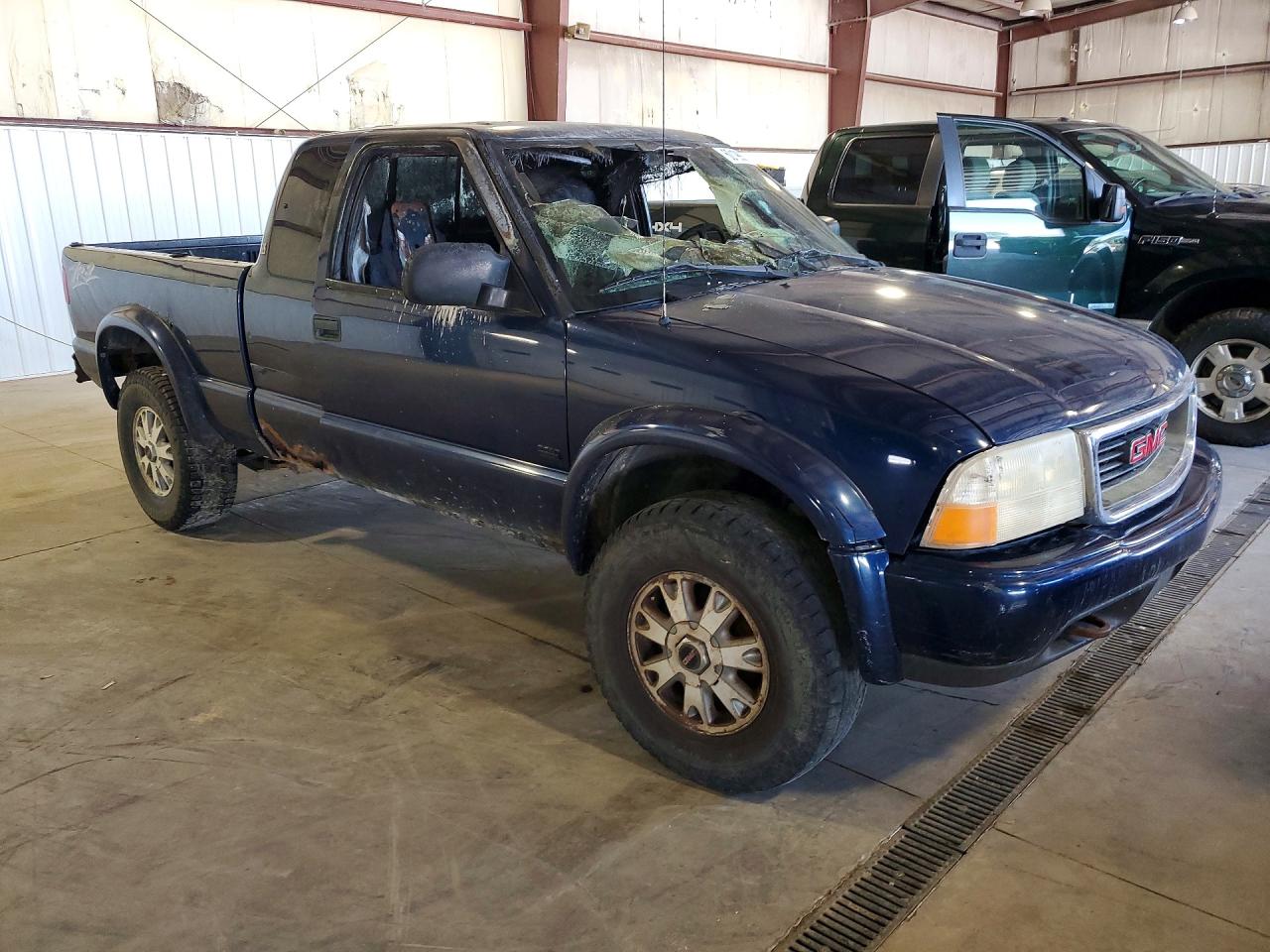 2002 Gmc Sonoma Blue vin: 1GTCT19W228246280