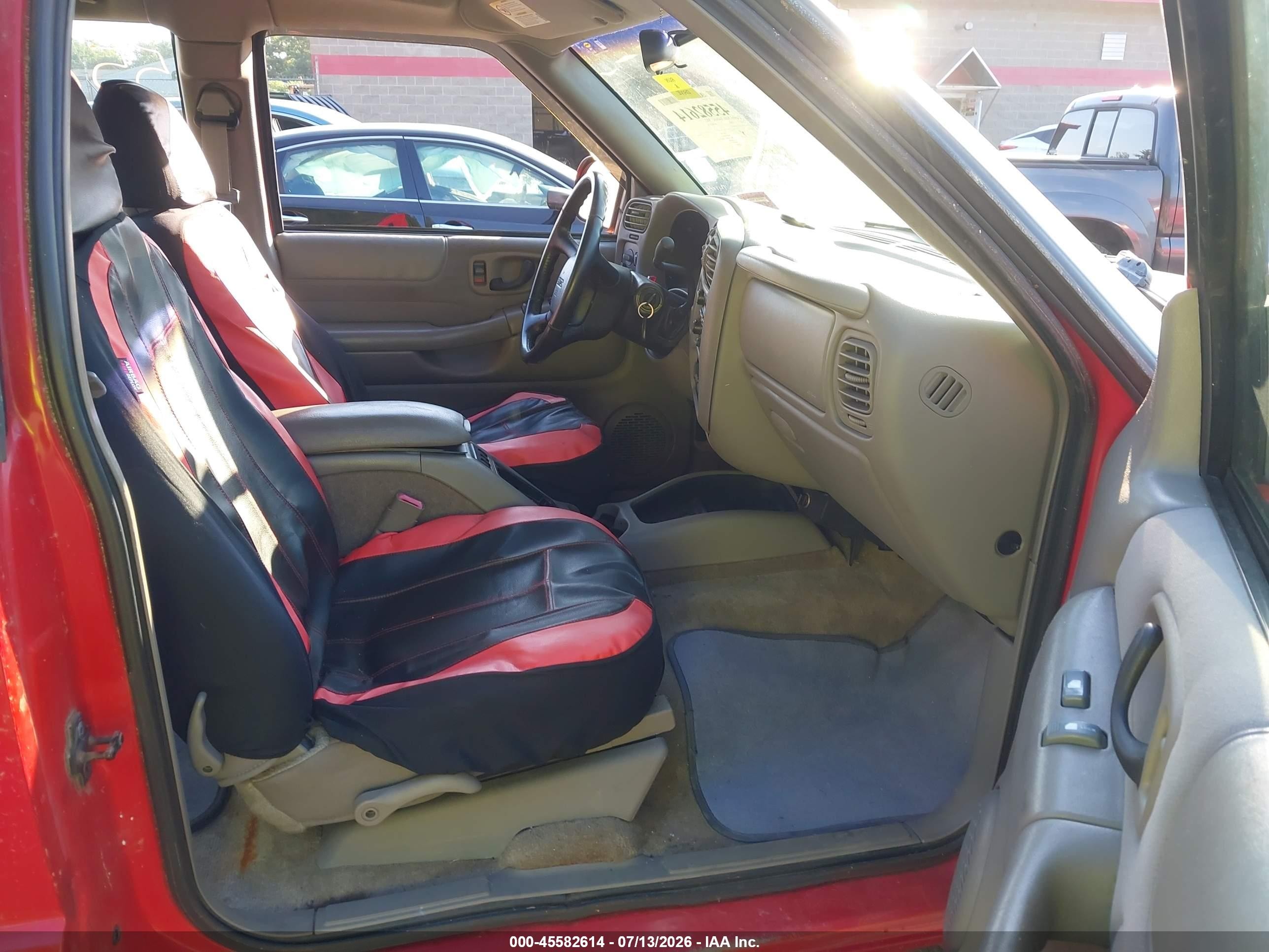 2003 Gmc Sonoma Sls Красный vin: 1GTCT19XX38164243