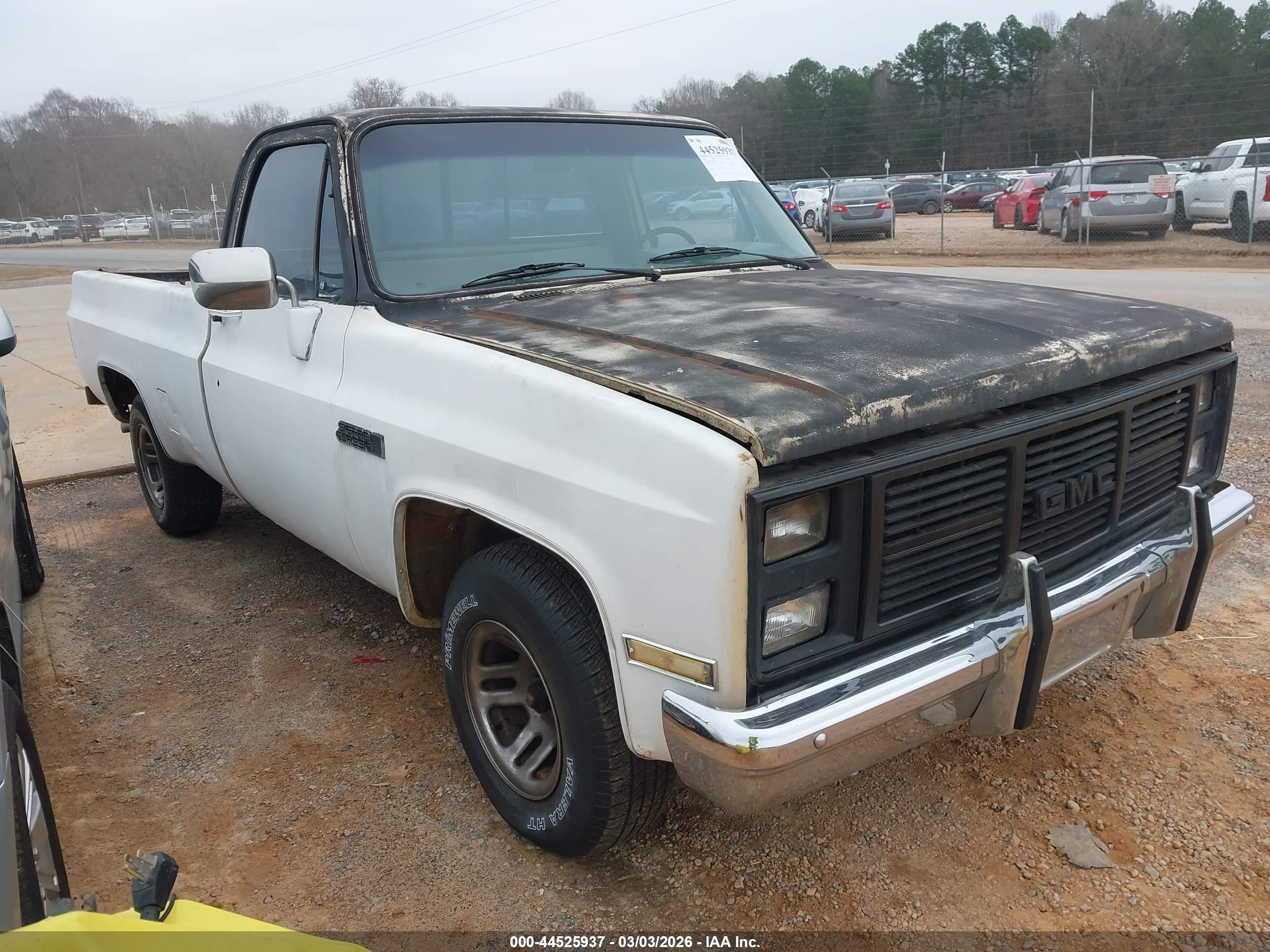 1985 Gmc C1500   White vin: 1GTDC14H0FS502910