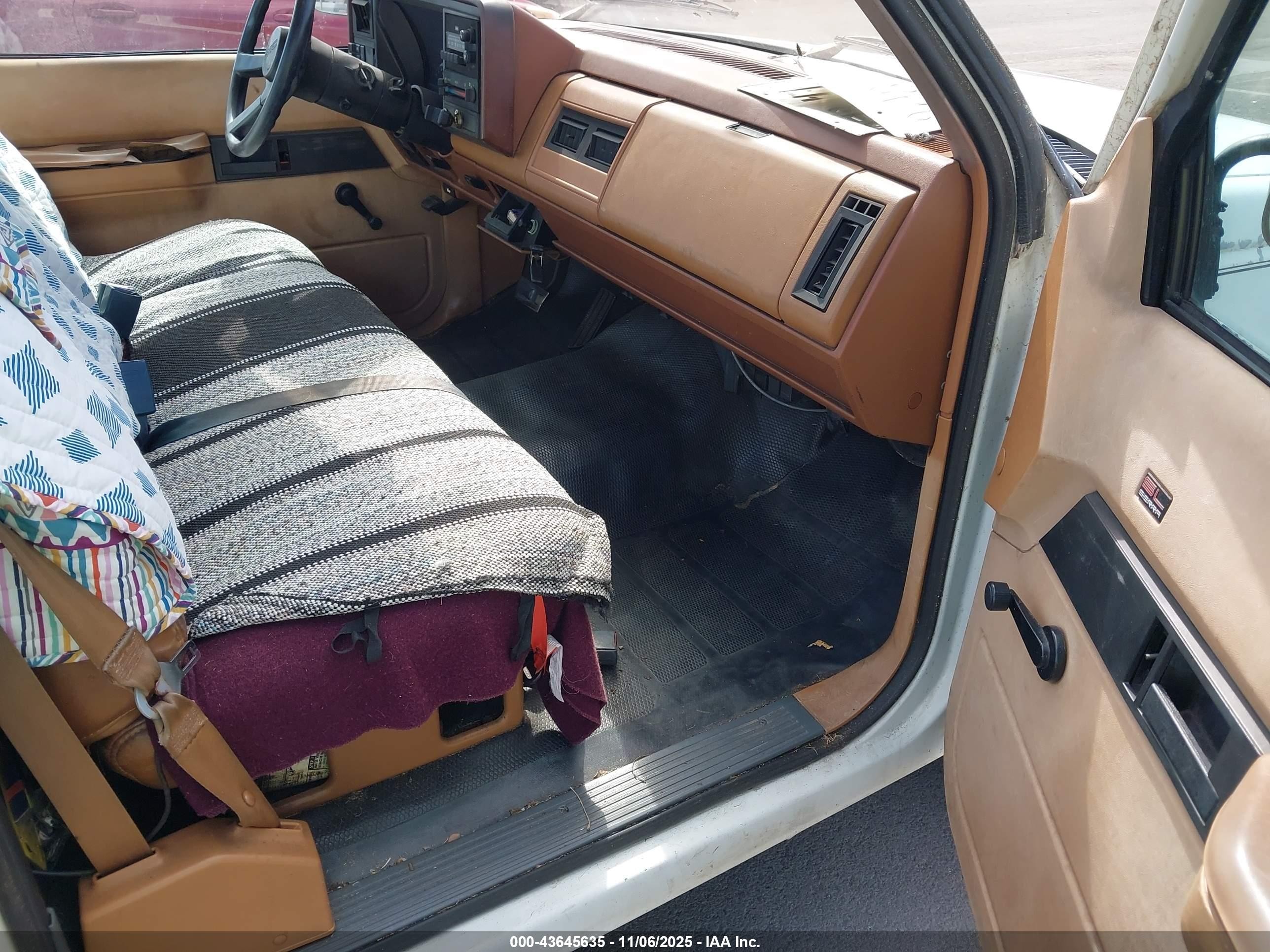 1989 Gmc Sierra C1500 Белый vin: 1GTDC14H0KZ538291