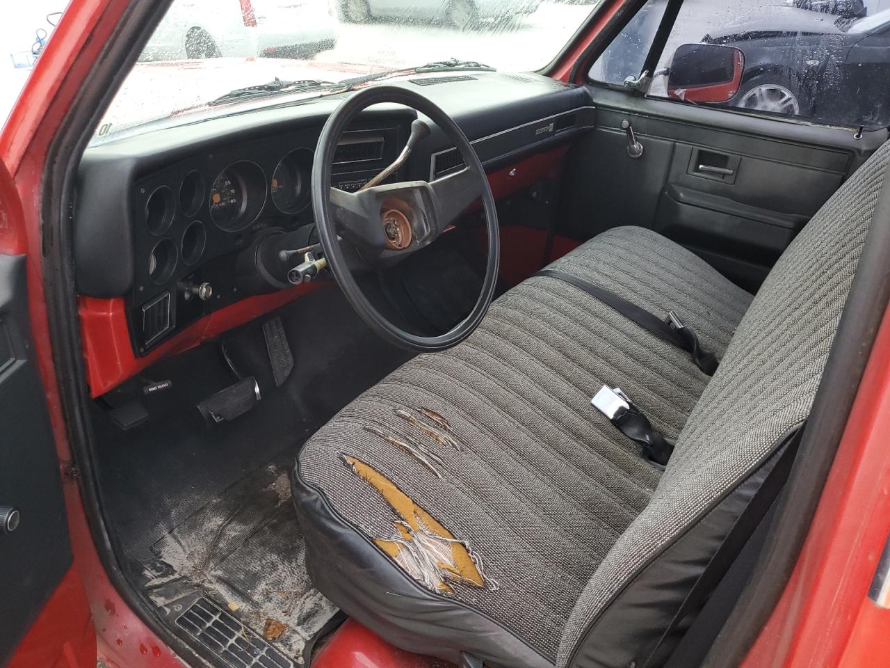 1986 Gmc C1500 Red vin: 1GTDC14H1GF722728