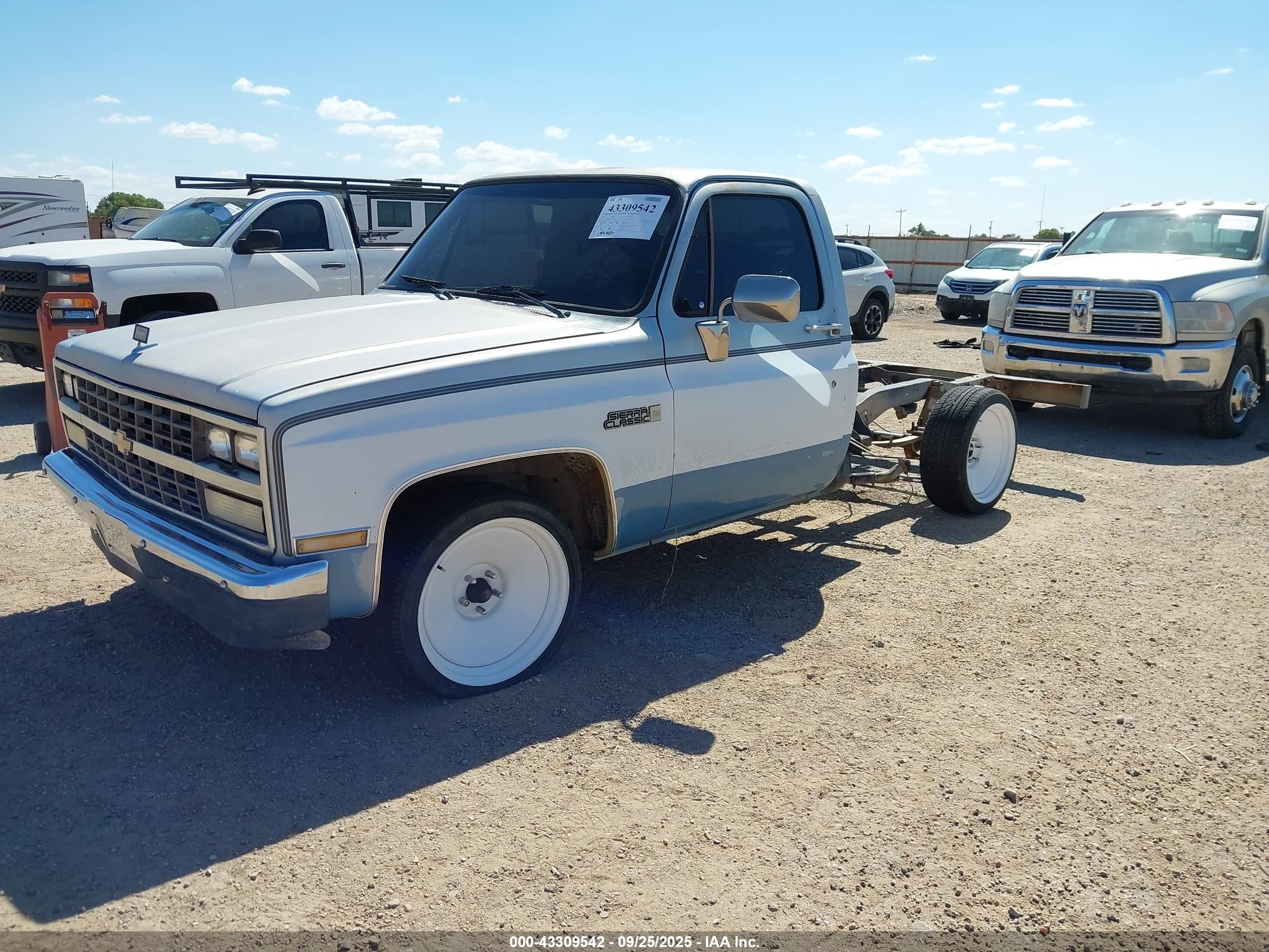 1986 Gmc C1500   White vin: 1GTDC14H5GS531756