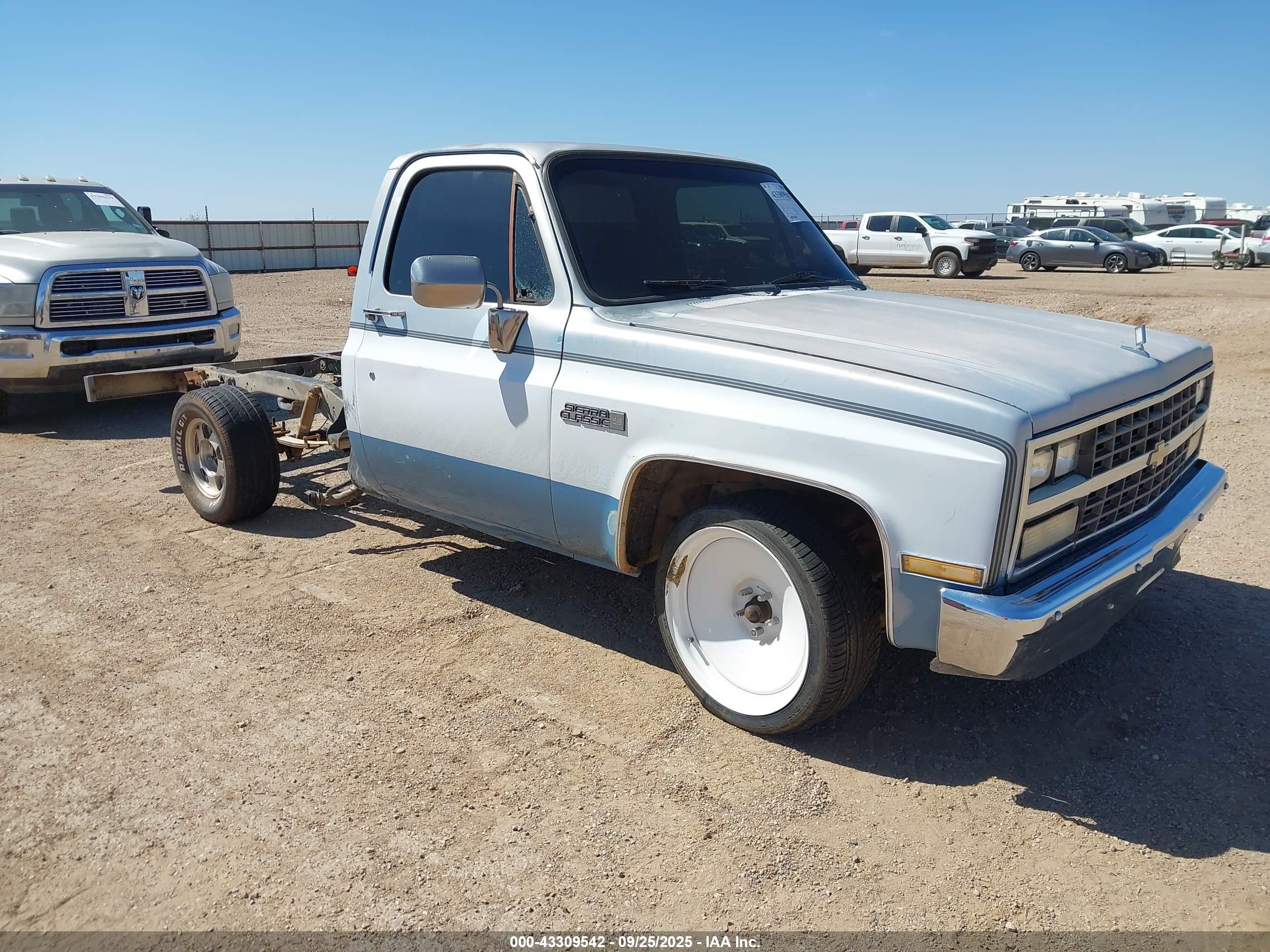 1986 Gmc C1500   White vin: 1GTDC14H5GS531756