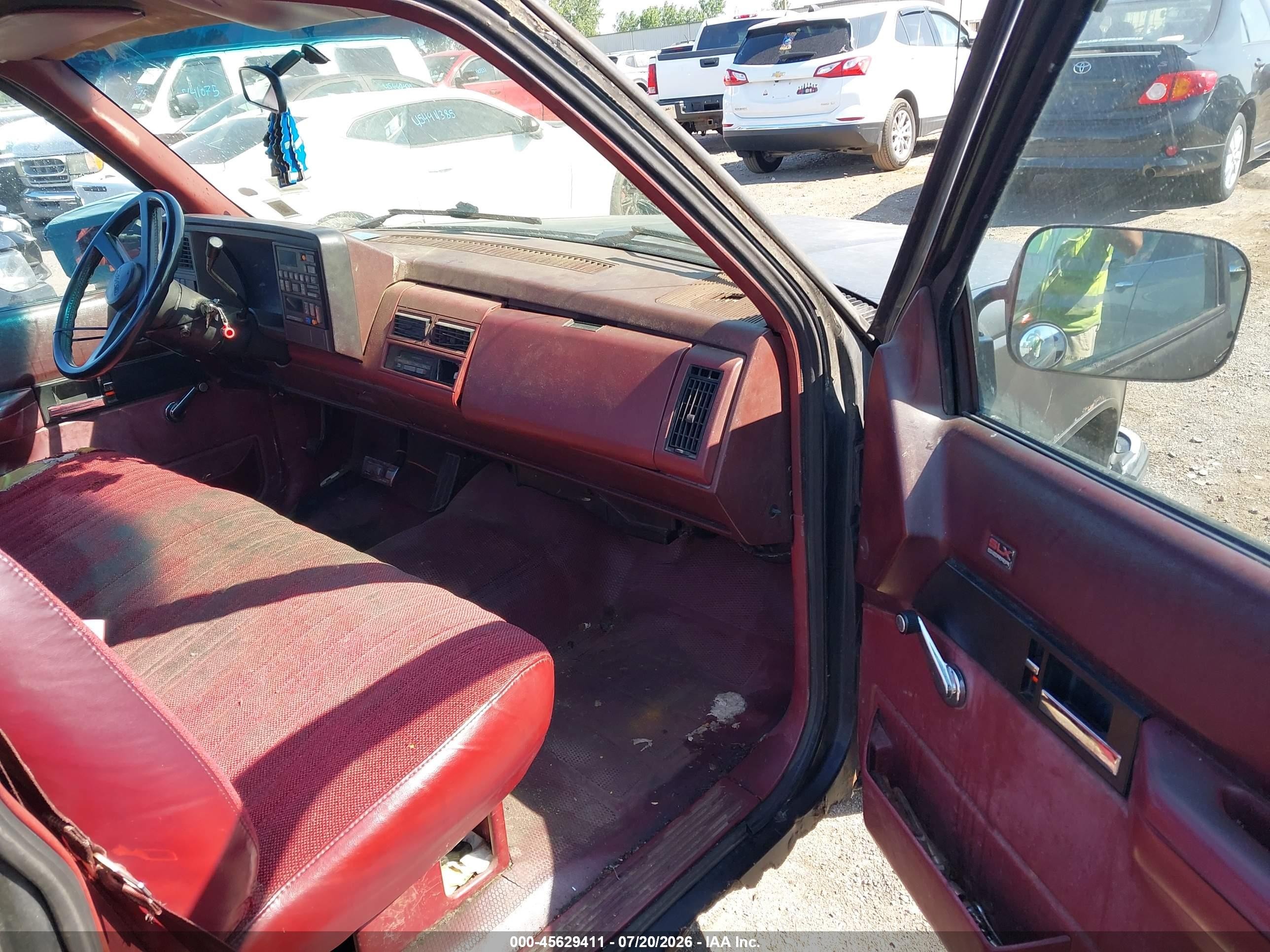 1990 Gmc Sierra C1500 Black vin: 1GTDC14H6LE516692