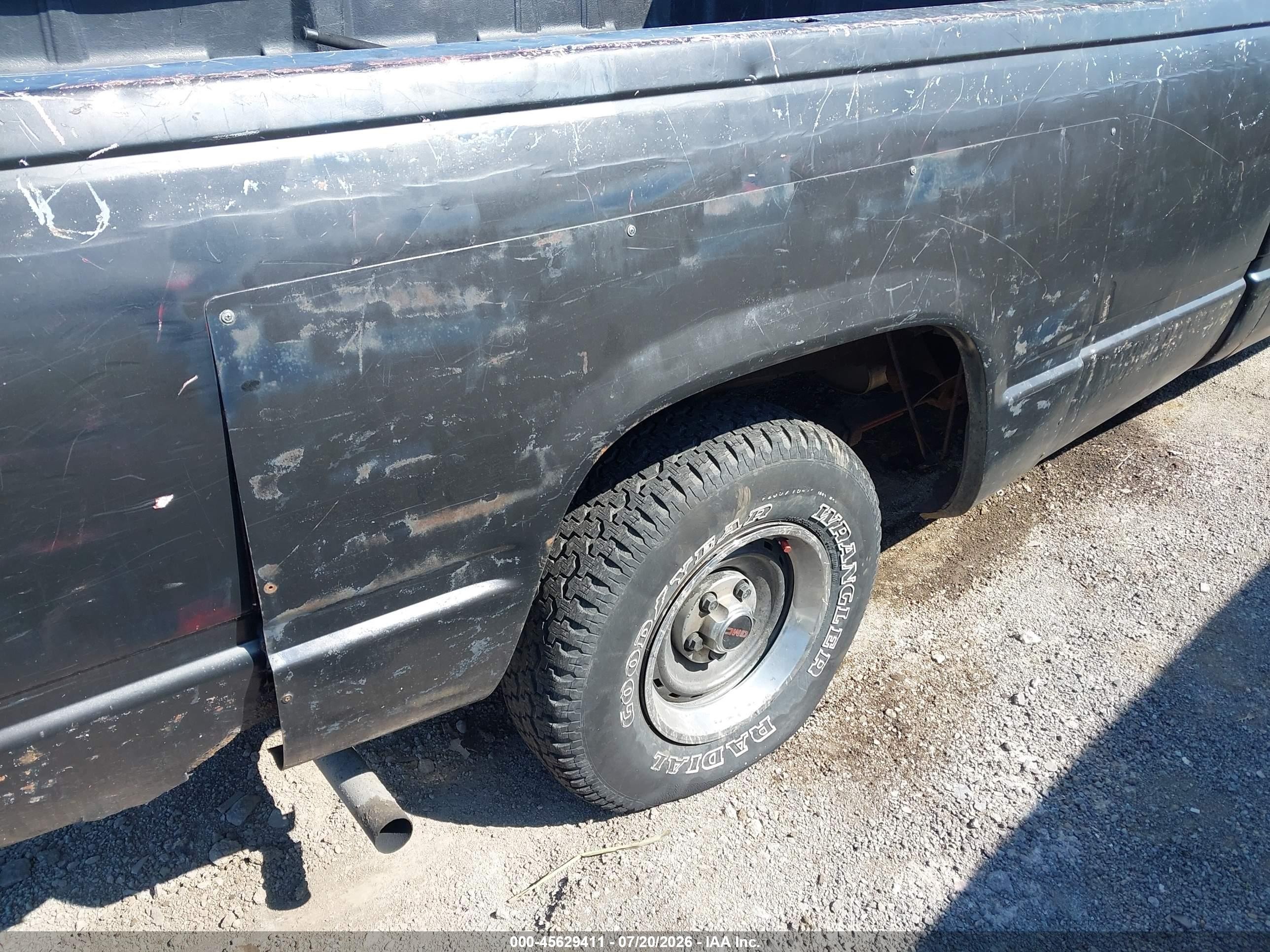 1990 Gmc Sierra C1500 Black vin: 1GTDC14H6LE516692