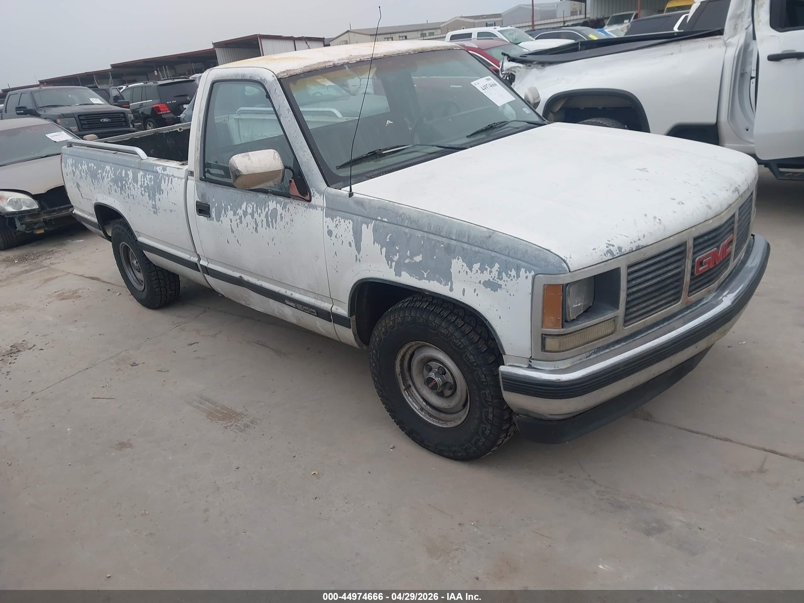1989 Gmc Sierra C1500 White vin: 1GTDC14H8KE549563