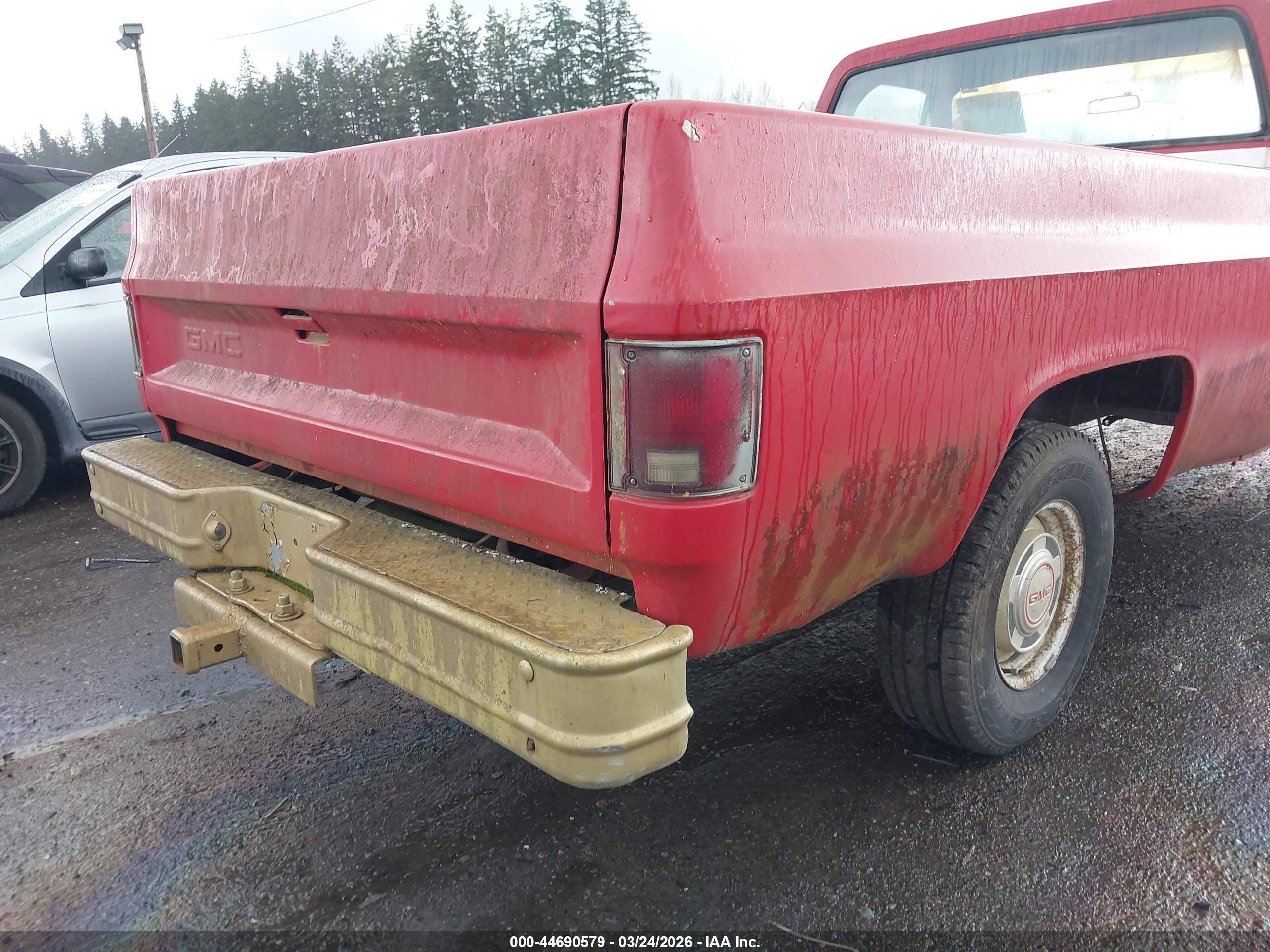 1983 Gmc C1500   Red vin: 1GTDC14H9DJ510023