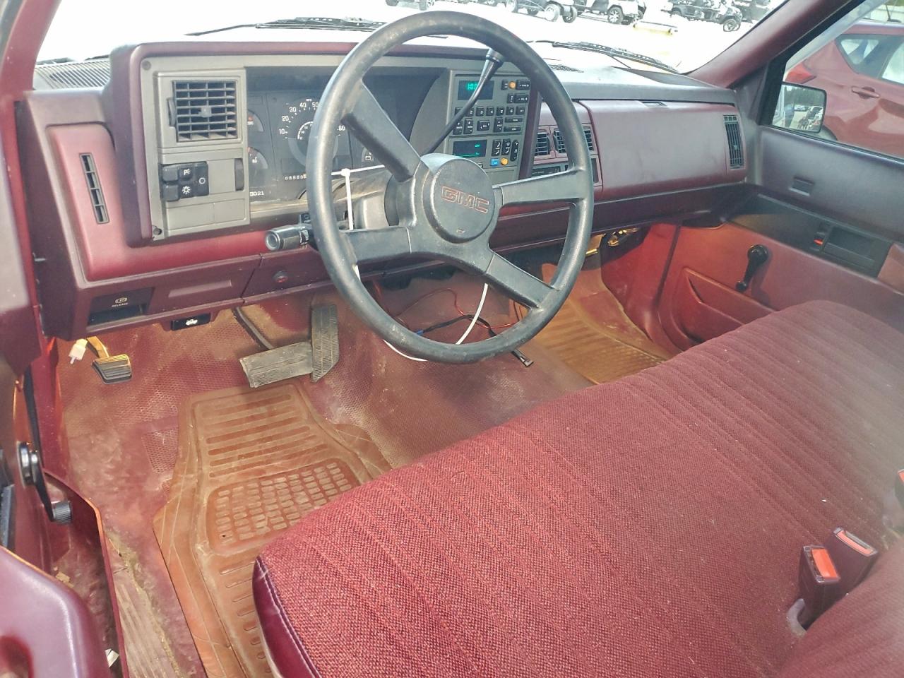 1989 Gmc Sierra C1500 Red vin: 1GTDC14H9KZ535969
