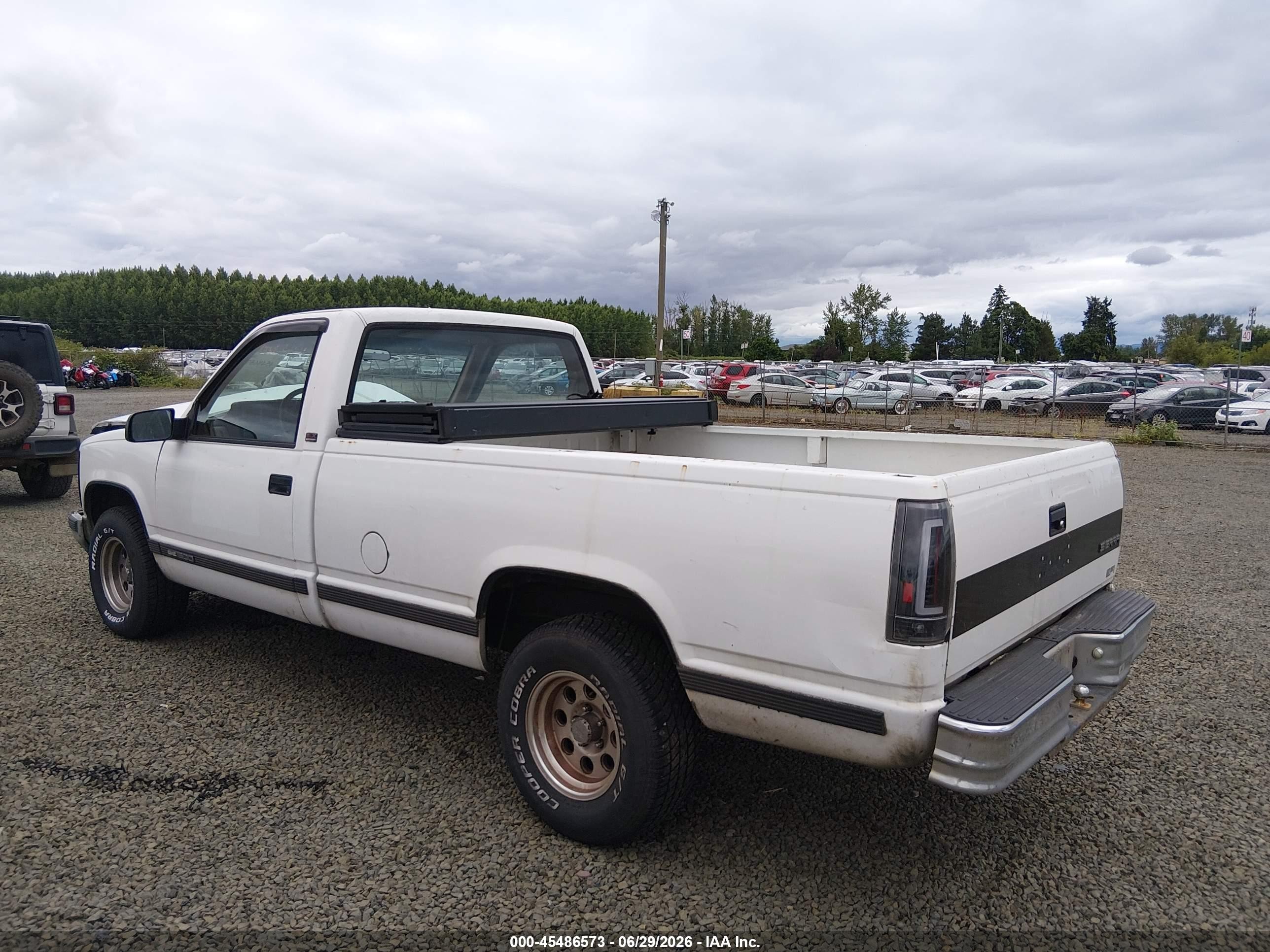 1990 Gmc Sierra C1500 White vin: 1GTDC14K2LE521965