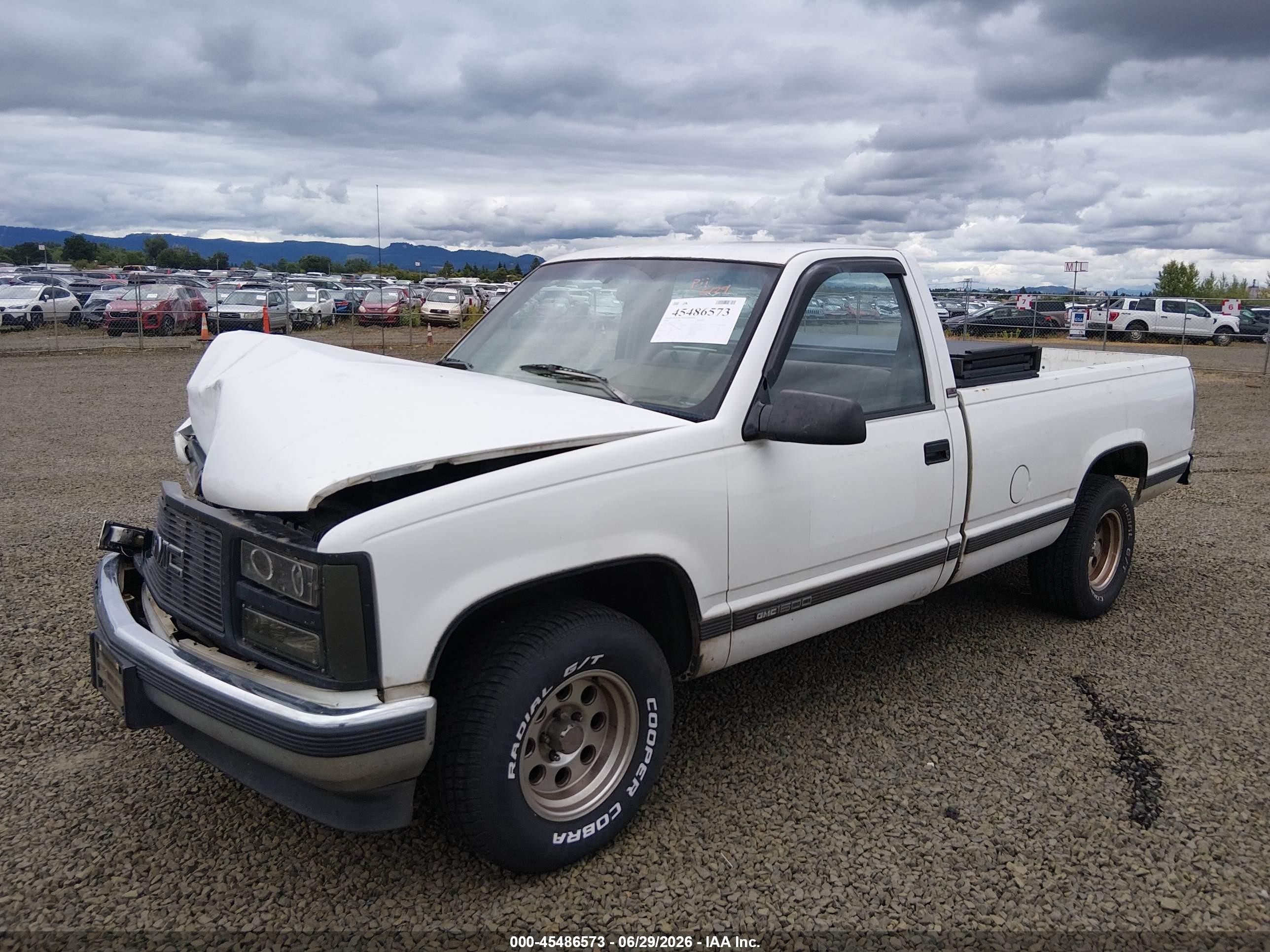 1990 Gmc Sierra C1500 White vin: 1GTDC14K2LE521965