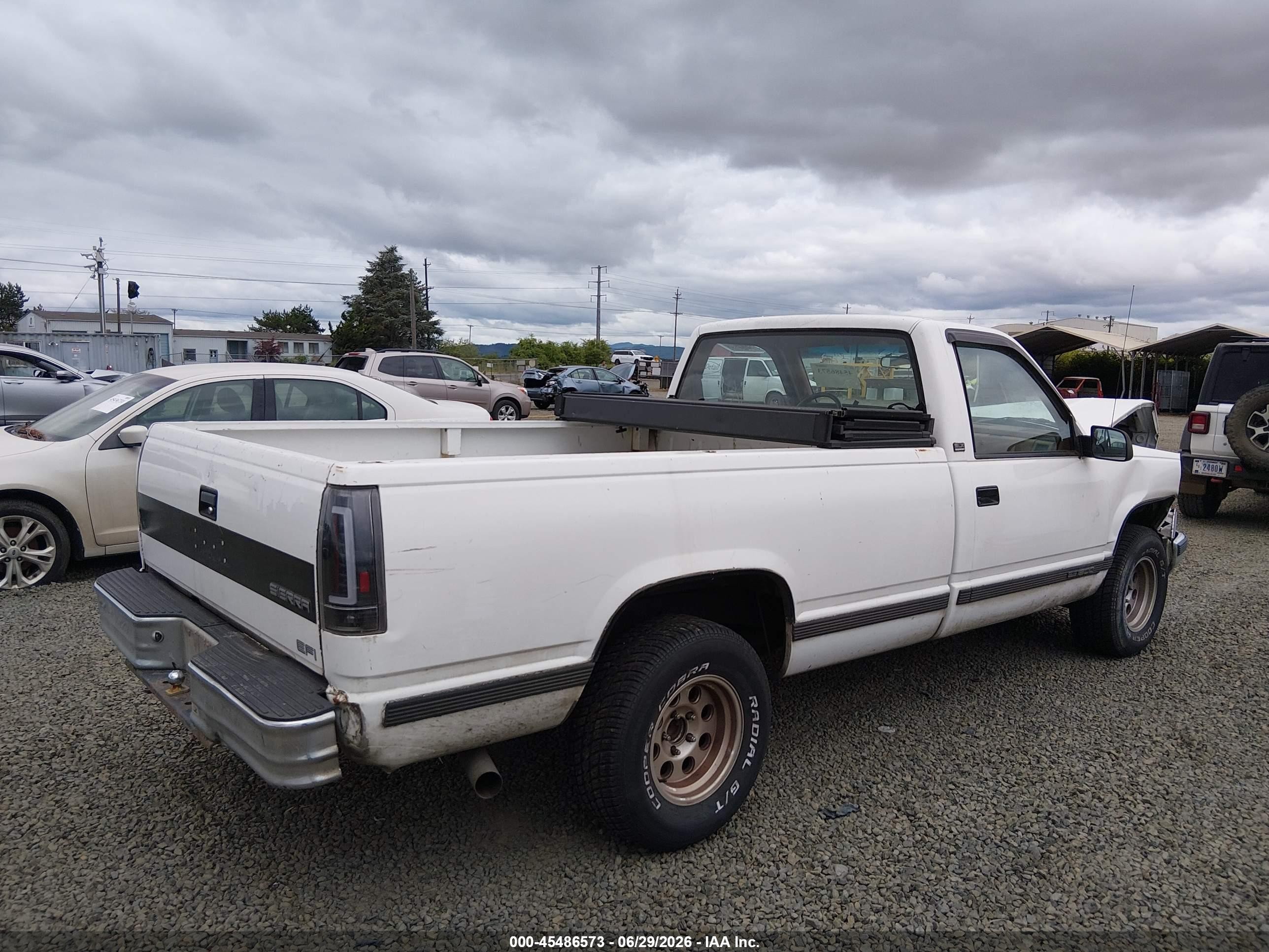 1990 Gmc Sierra C1500 White vin: 1GTDC14K2LE521965