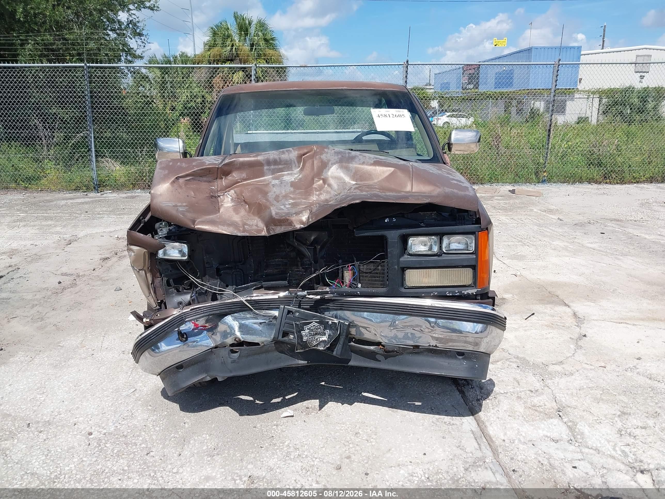 1988 Gmc Gmt-400 C1500 Brown vin: 1GTDC14K3JZ560196