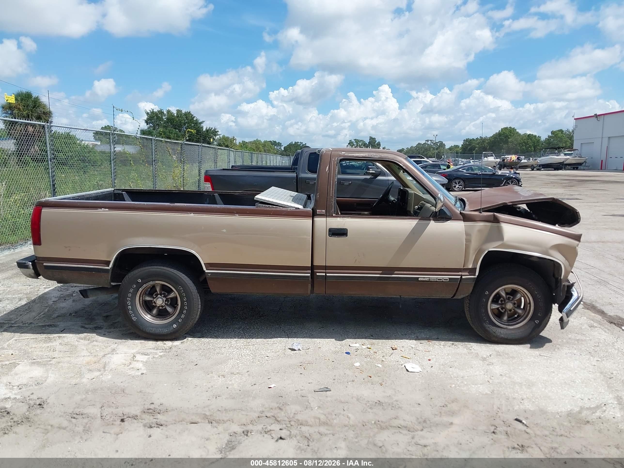 1988 Gmc Gmt-400 C1500 Brown vin: 1GTDC14K3JZ560196