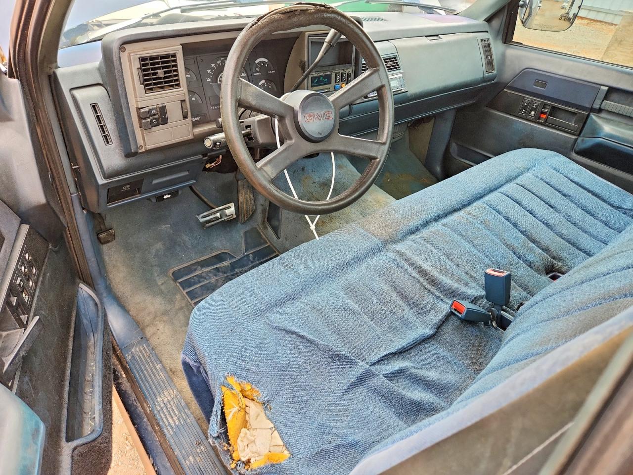 1989 Gmc Sierra C1500 Blue vin: 1GTDC14K5KZ546107