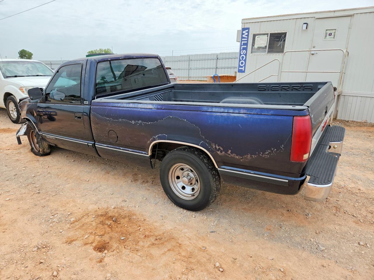 1989 Gmc Sierra C1500 Blue vin: 1GTDC14K5KZ546107