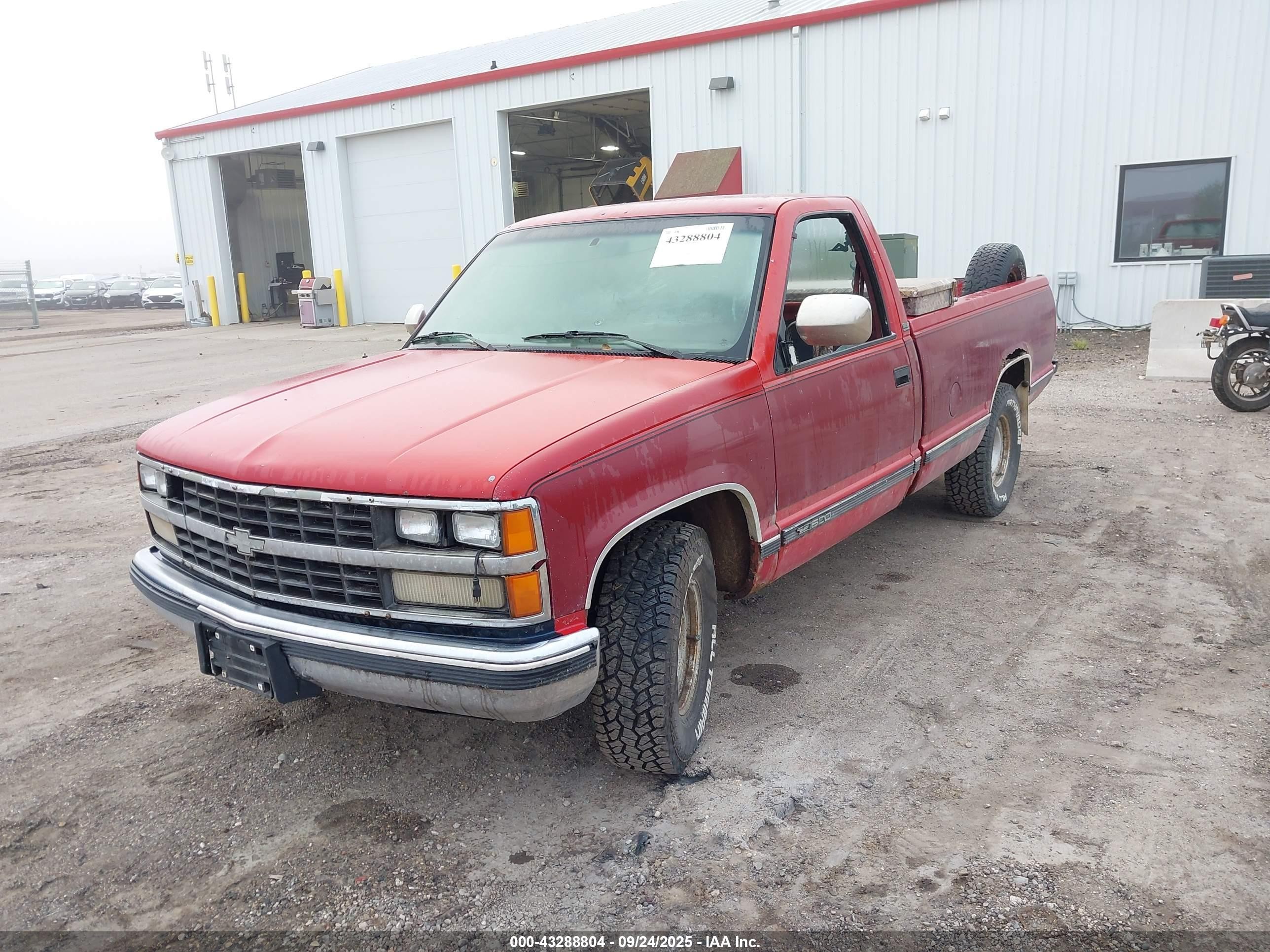 1989 Gmc Sierra C1500 Maroon vin: 1GTDC14K7KE500222