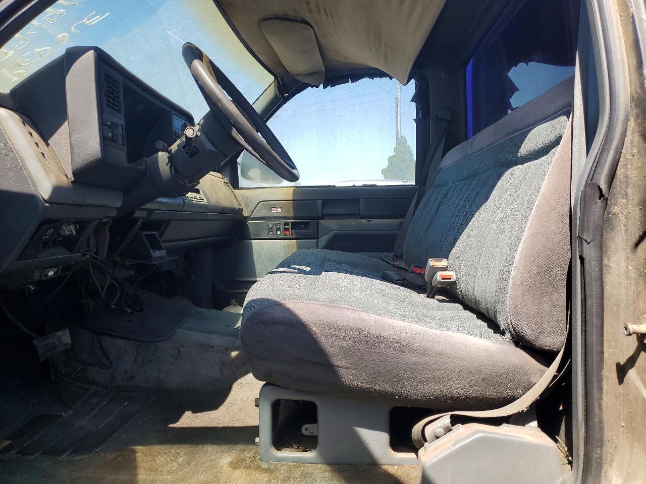1988 Gmc Gmt-400 C1500 Черный vin: 1GTDC14K8JE508098