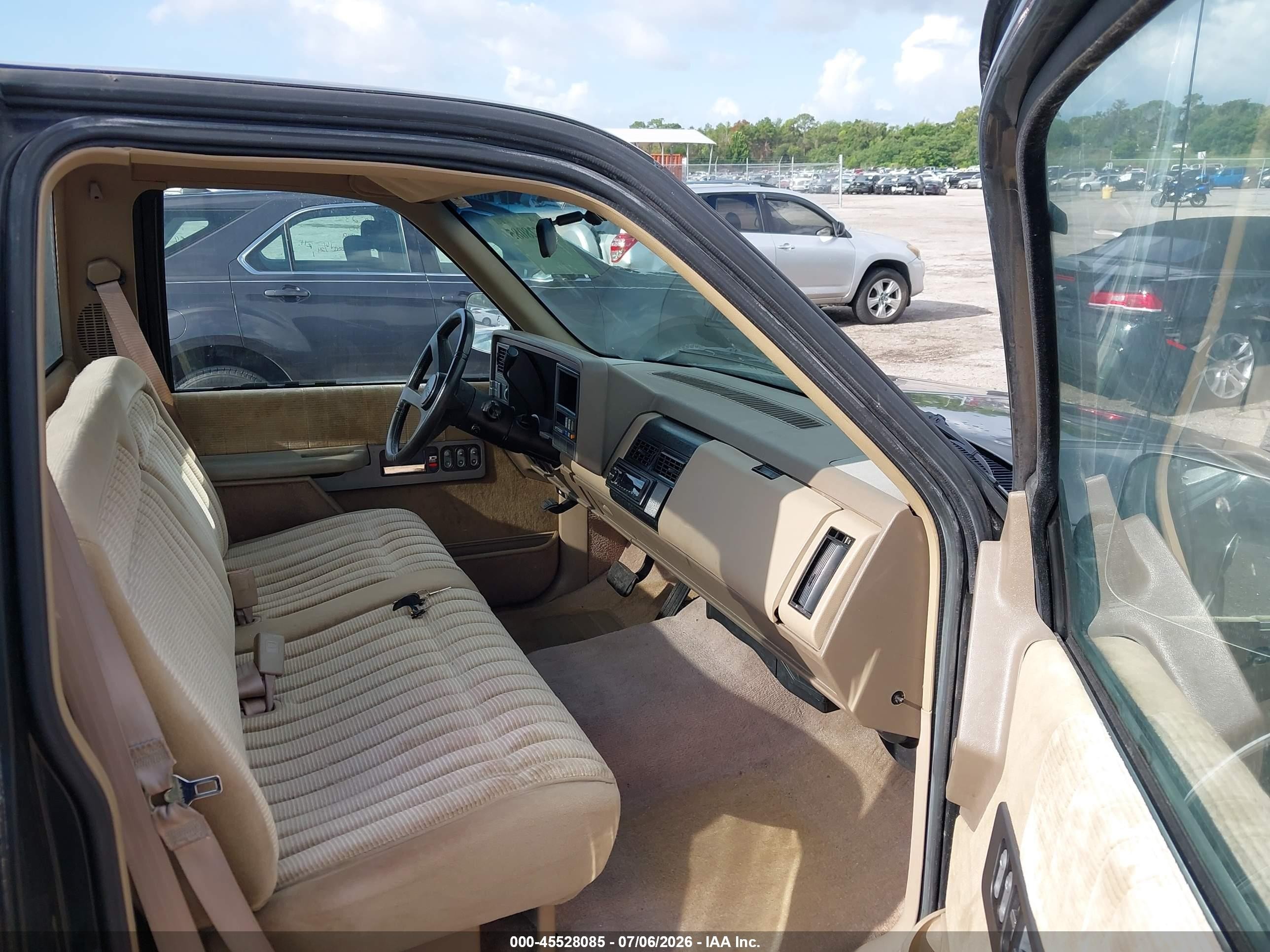 1991 Gmc Sierra C1500 Black vin: 1GTDC14K8MZ509099