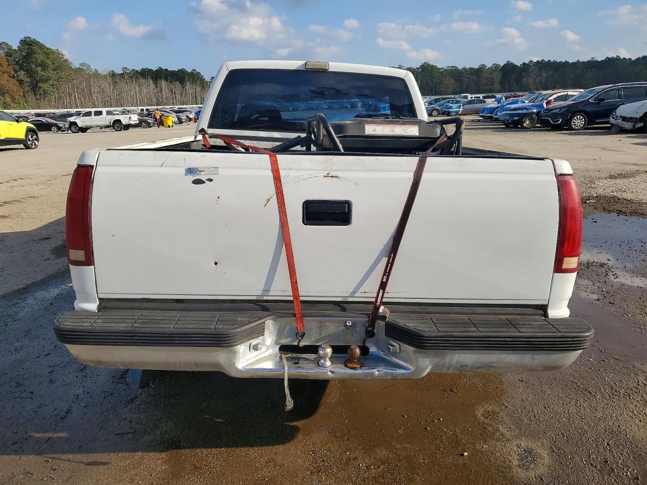 1992 Gmc Sierra C1500 White vin: 1GTDC14KXNZ503631