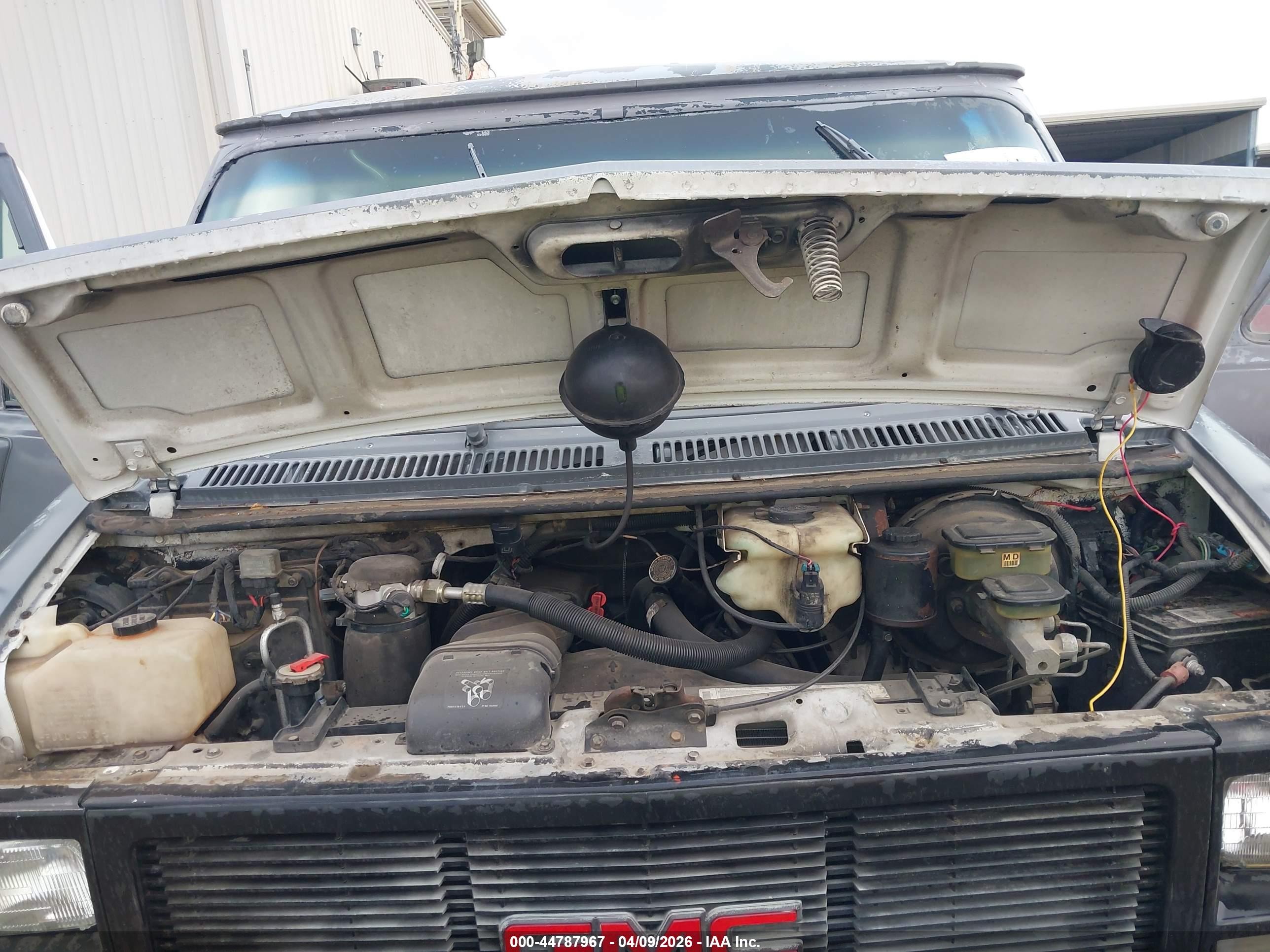 1992 Gmc Vandura G1500 Gray vin: 1GTDG15H9N7501405