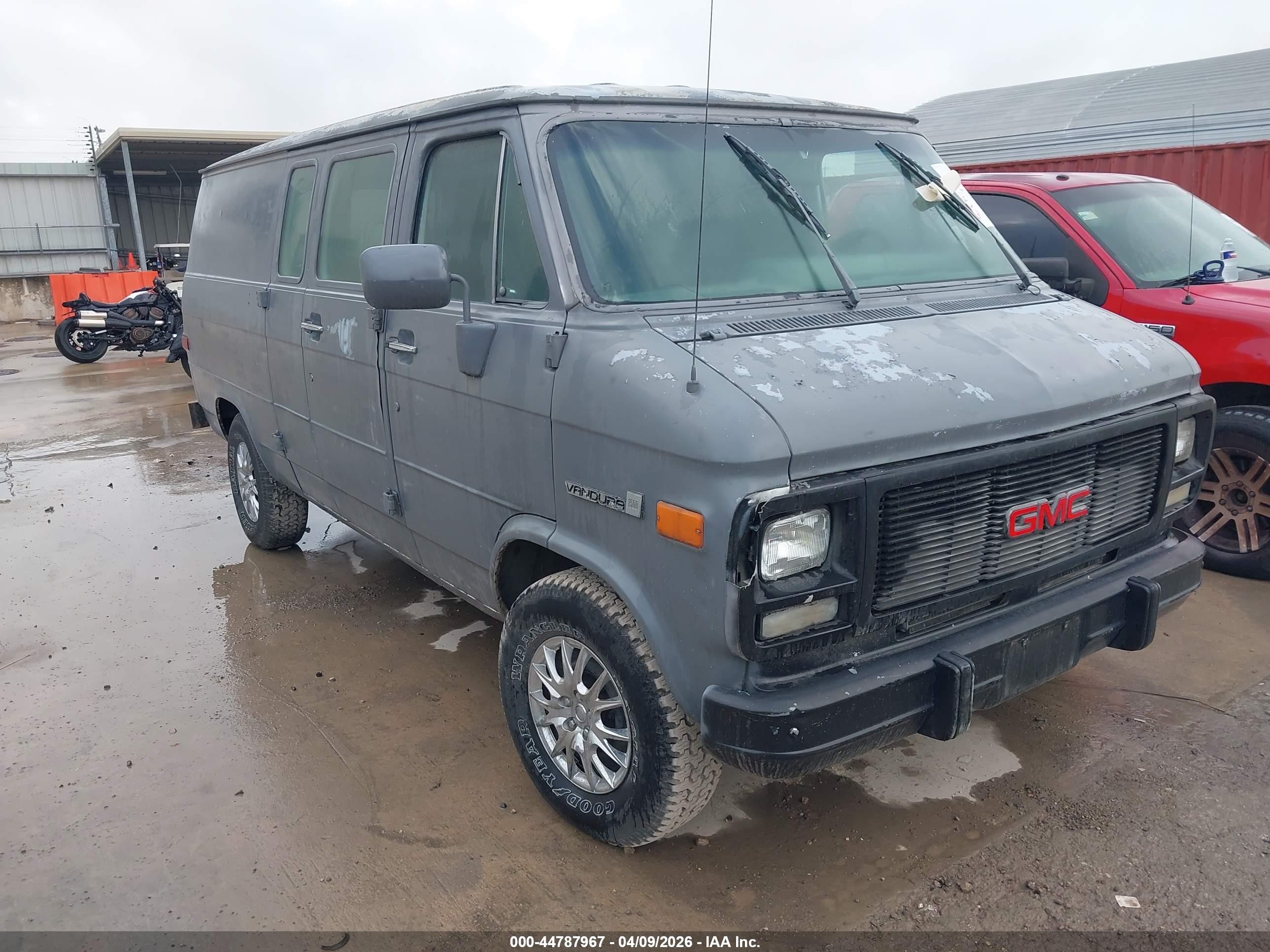 1992 Gmc Vandura G1500 Gray vin: 1GTDG15H9N7501405