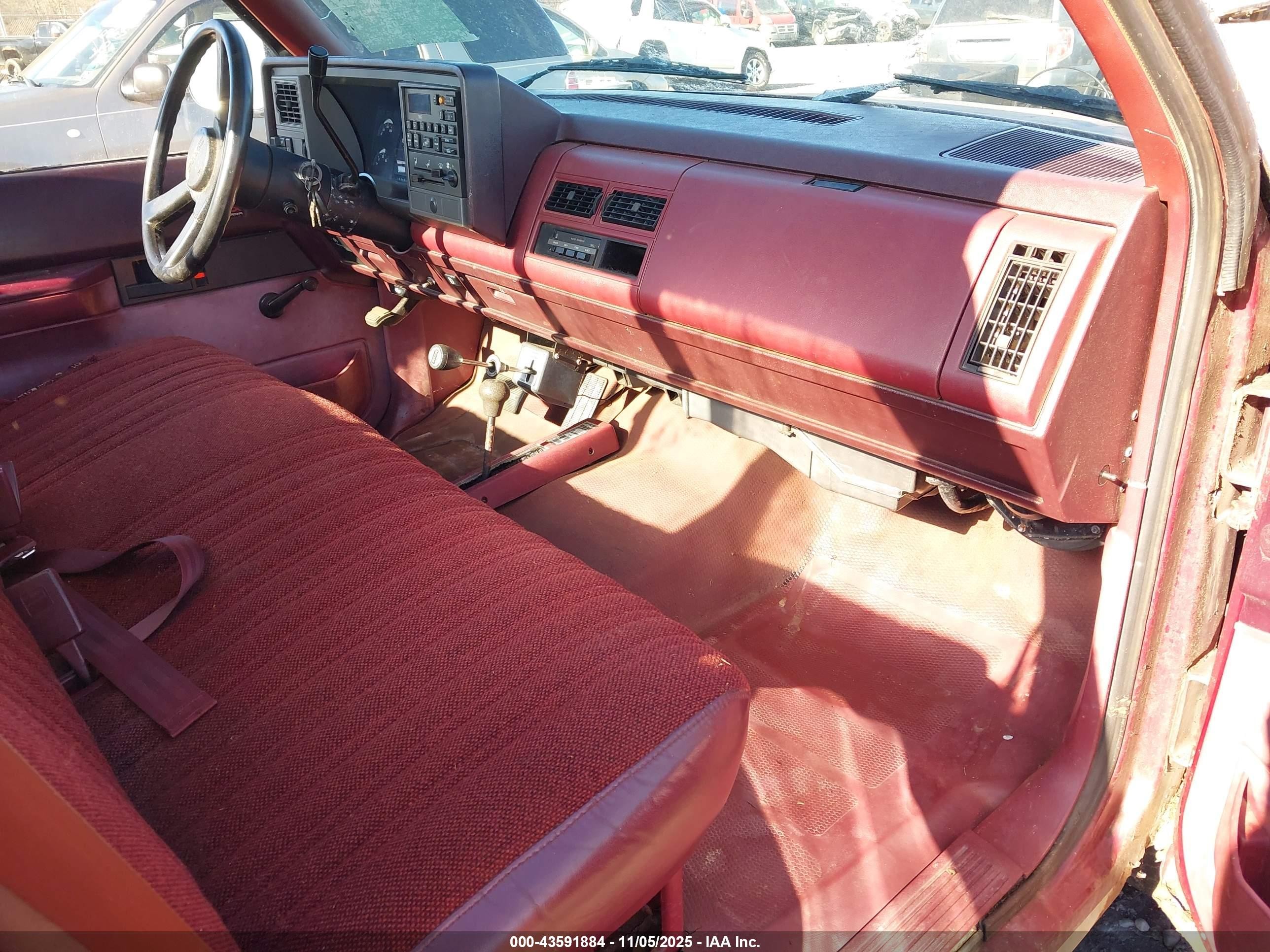 1989 Gmc Sierra K1500 Red vin: 1GTDK14H0KE548278