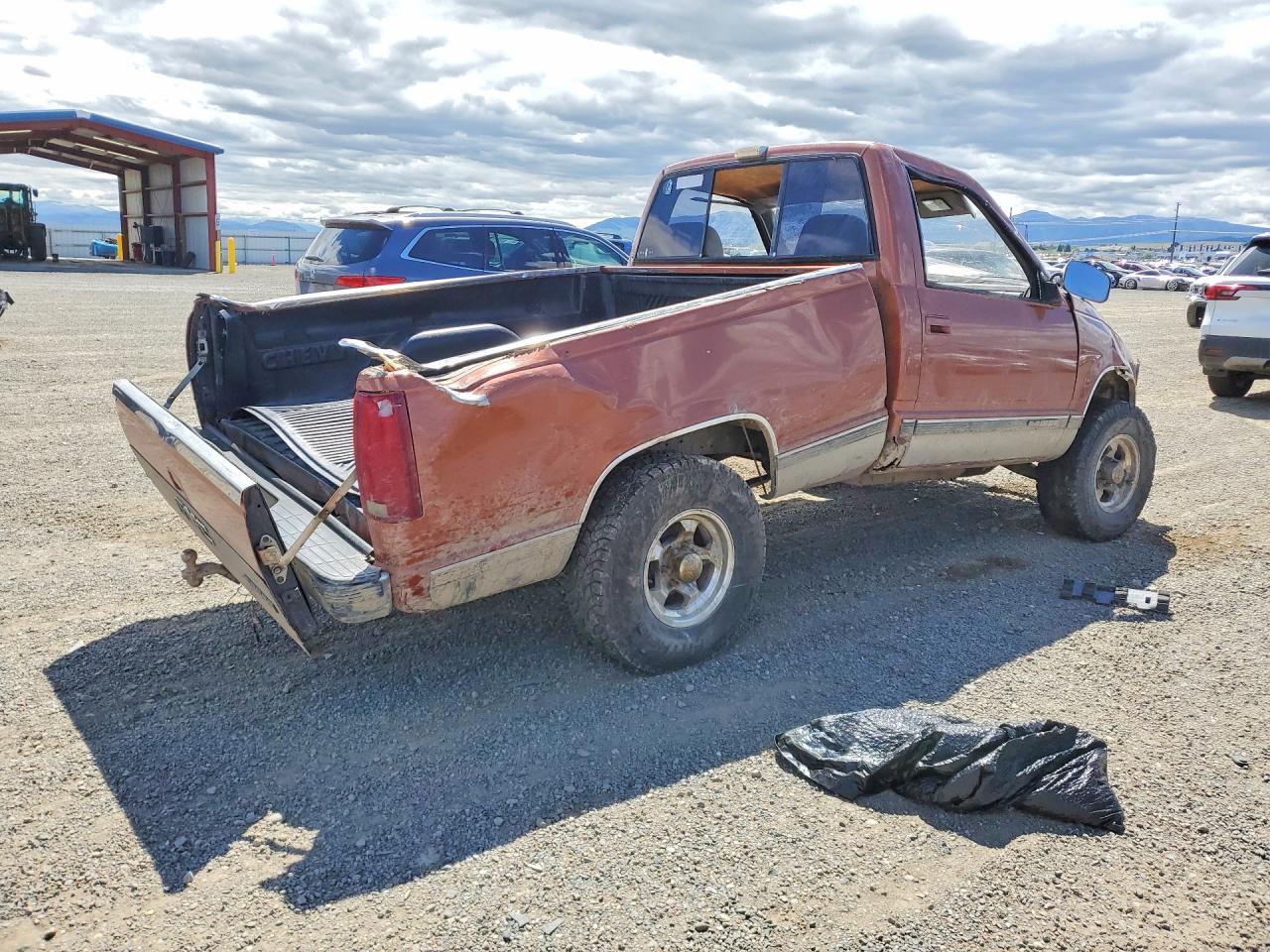 1988 Gmc Gmt-400 K1500 Two Tone vin: 1GTDK14KXJZ543303