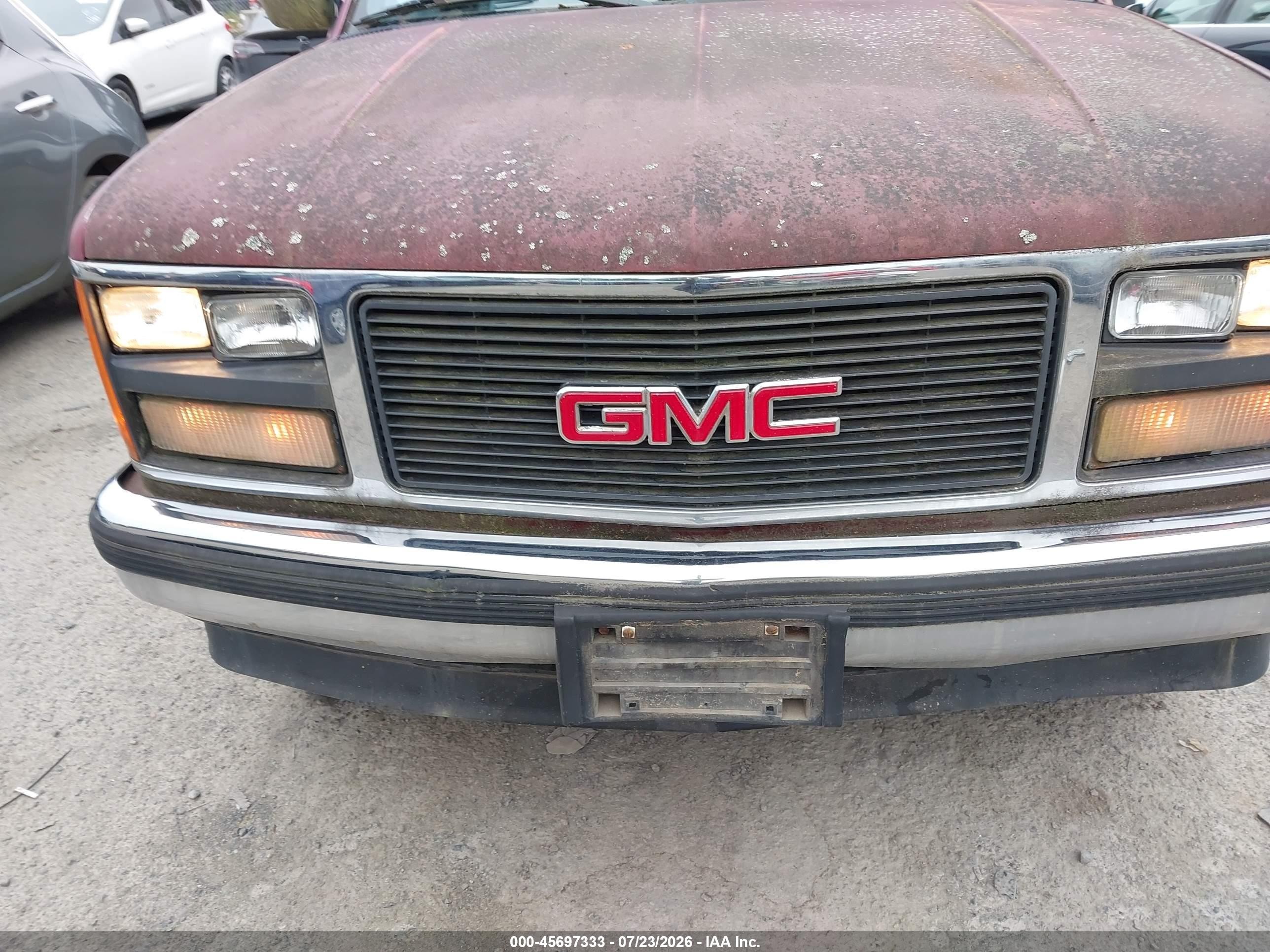 1989 Gmc Sierra K1500 Red vin: 1GTDK14Z7KE528019