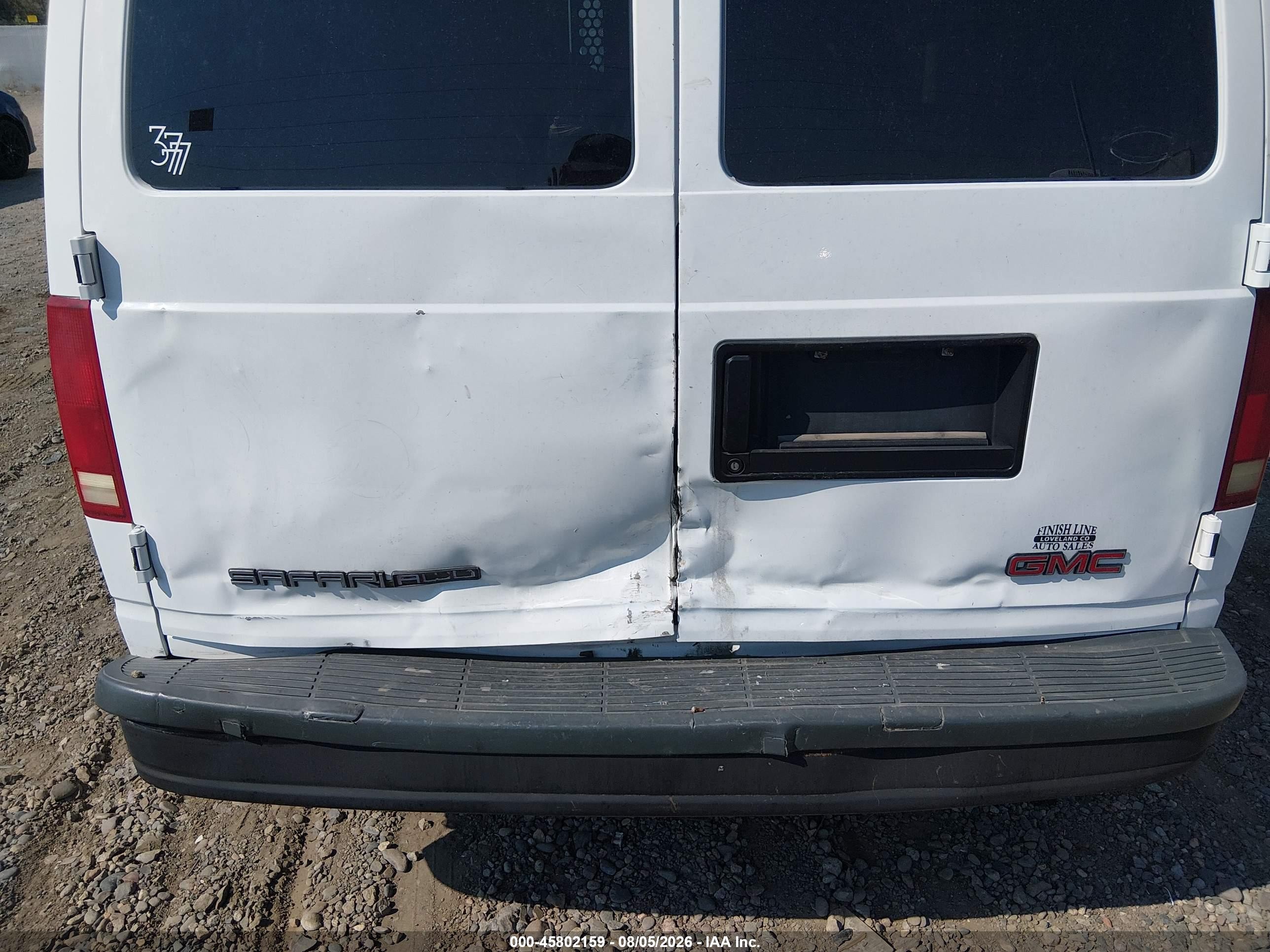 2003 Gmc Safari Standard White vin: 1GTDL19X23B504086