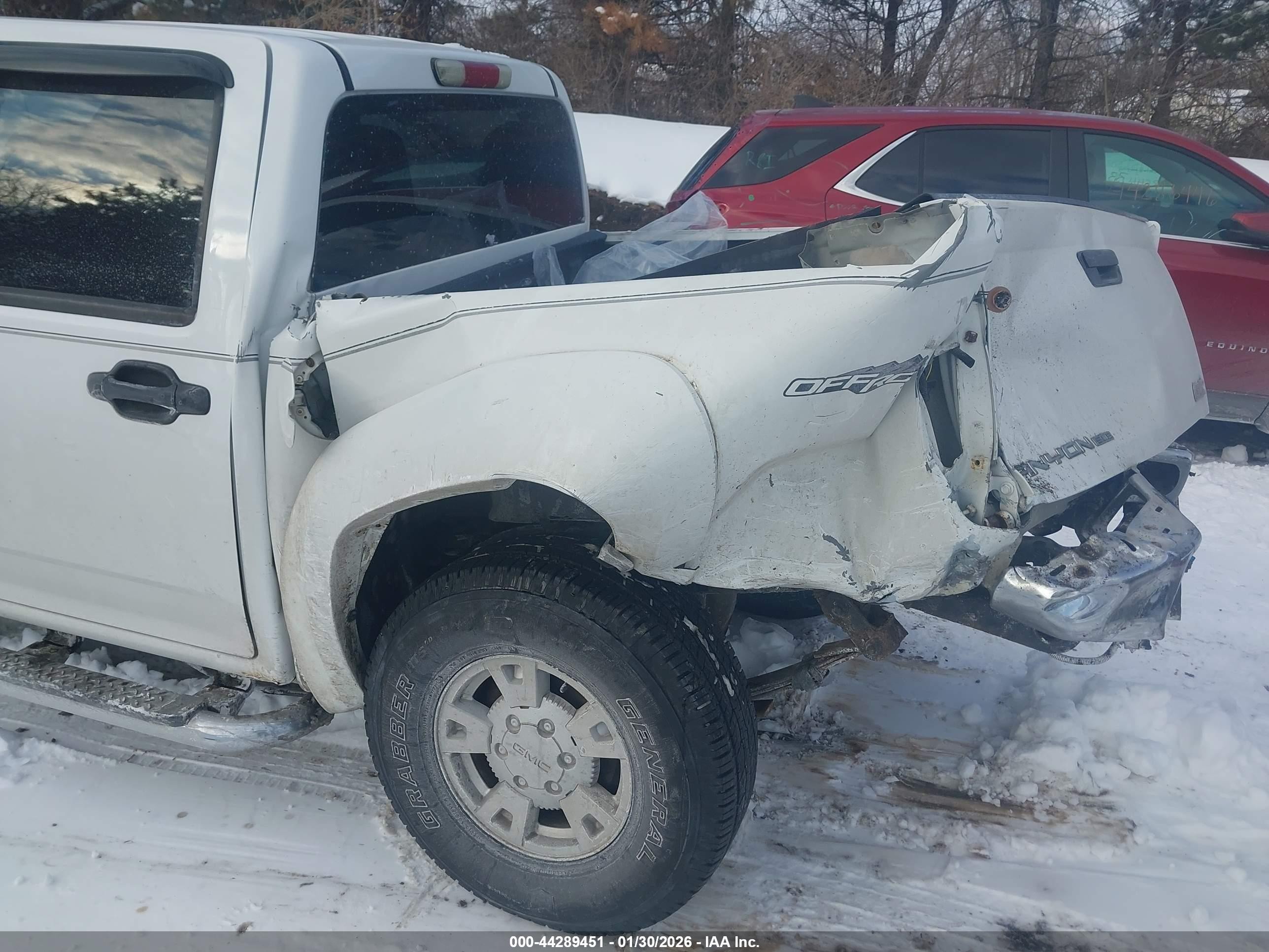 2004 Gmc Canyon Sle White vin: 1GTDS136248207806
