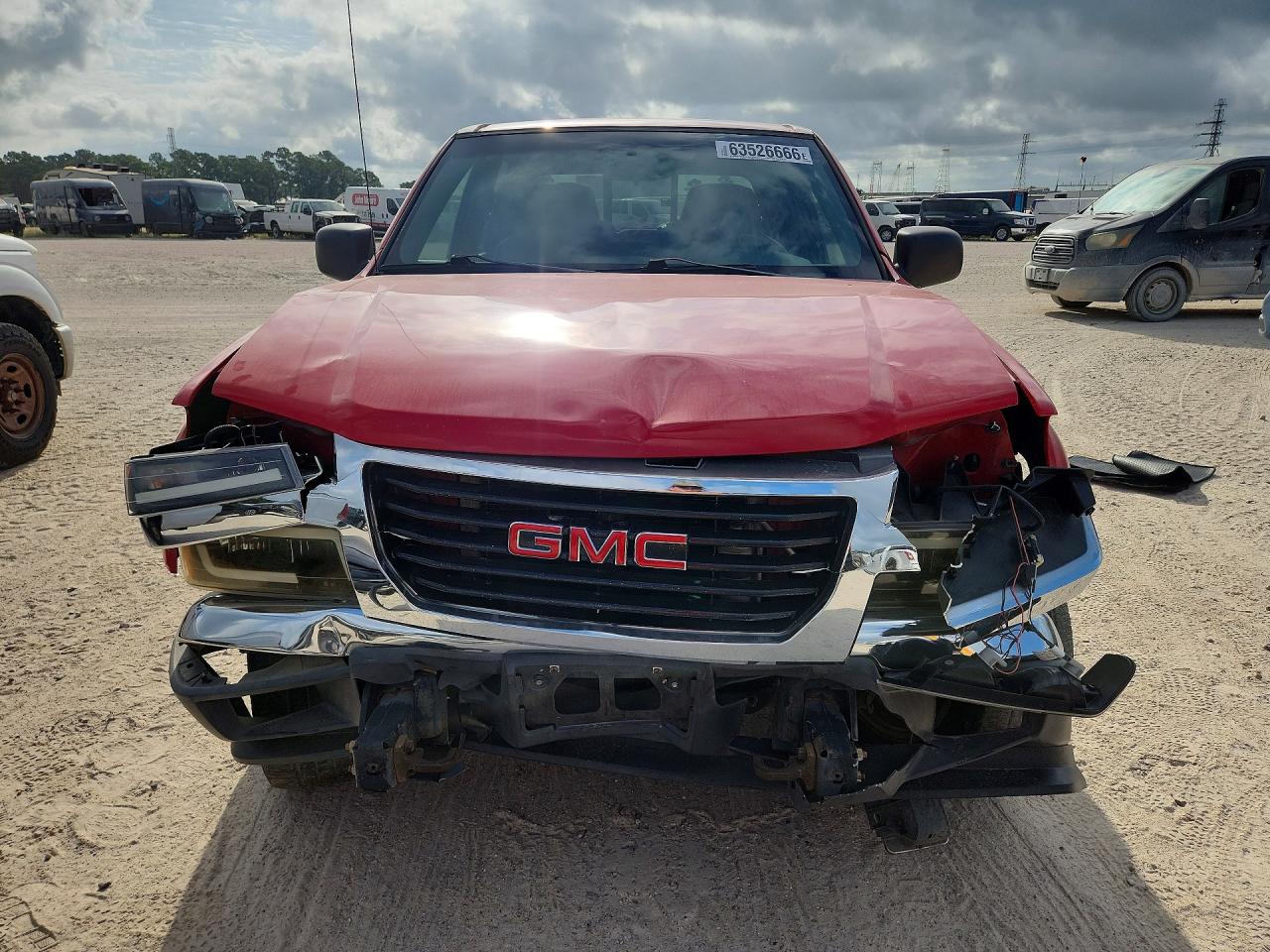 2005 Gmc Canyon Red vin: 1GTDS136258103463