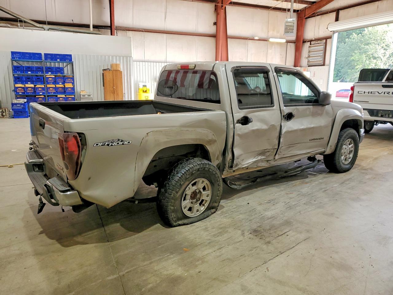 2005 Gmc Canyon Crew Cab (4 D Beige vin: 1GTDS136458289412
