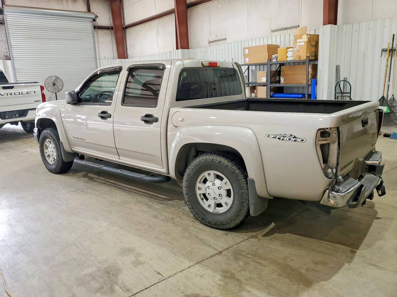 2005 Gmc Canyon Crew Cab (4 D Beige vin: 1GTDS136458289412