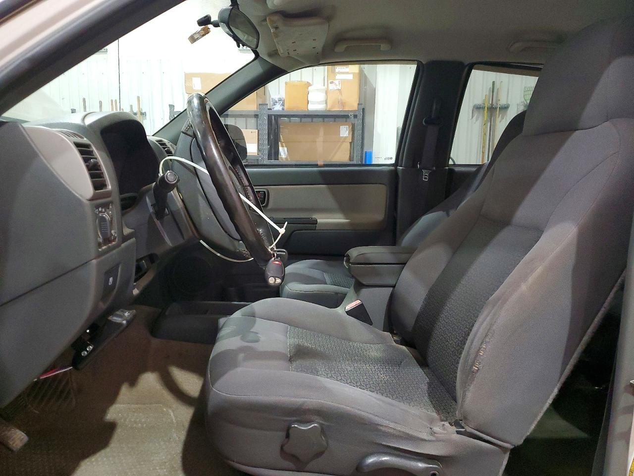 2005 Gmc Canyon Crew Cab (4 D Beige vin: 1GTDS136458289412