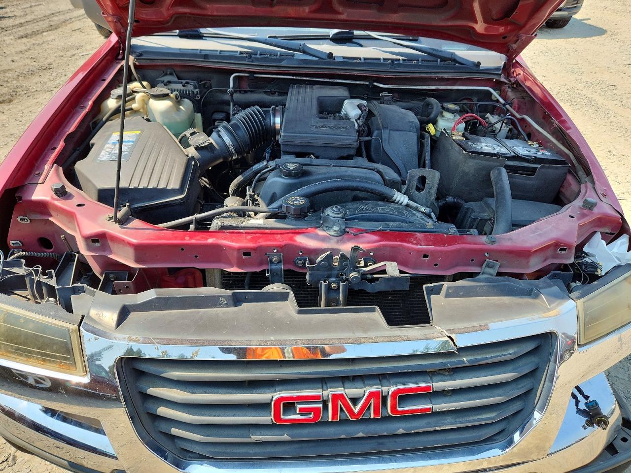 2004 Gmc Canyon Red vin: 1GTDS136948145191