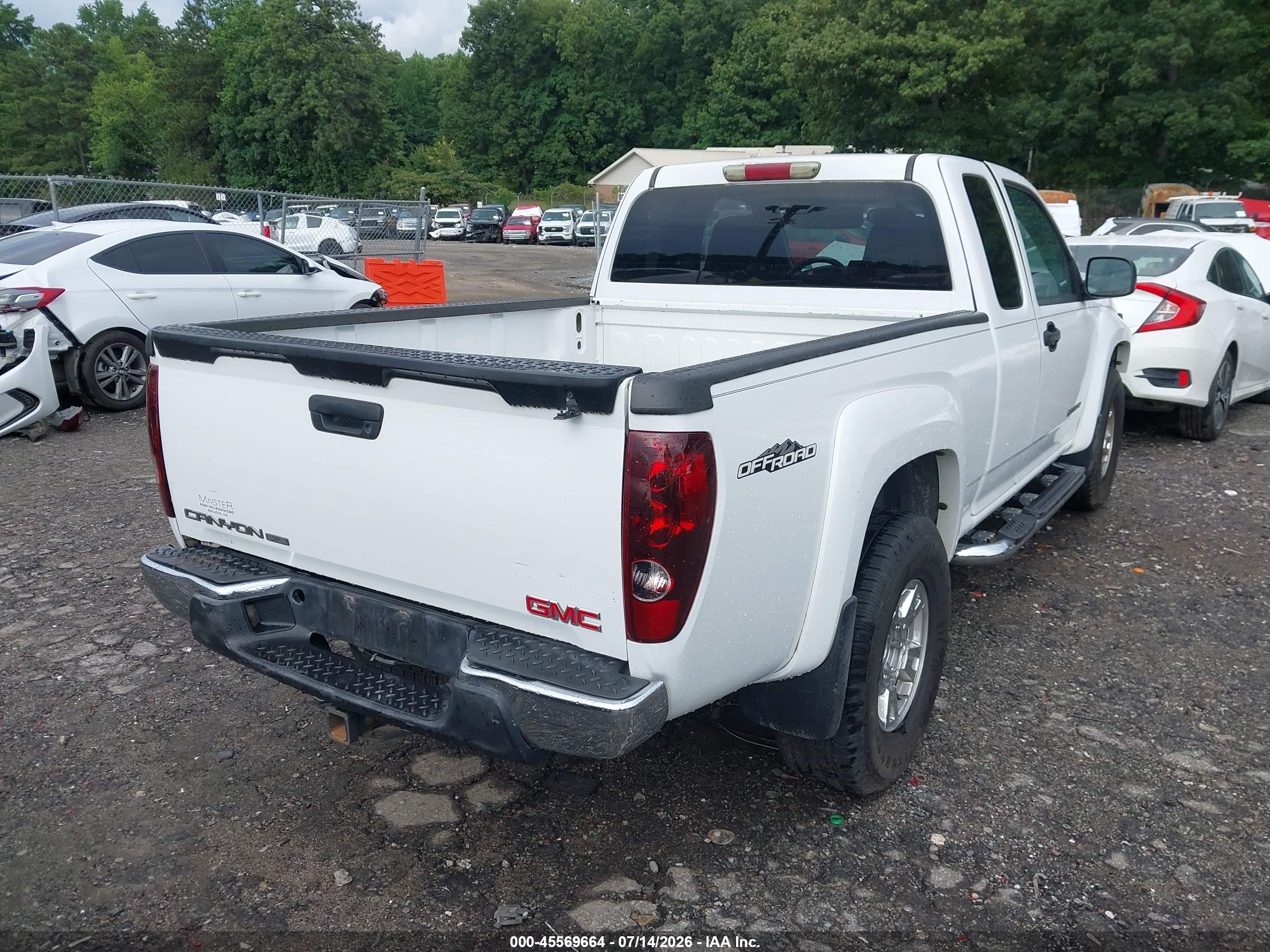 2005 Gmc Canyon Sle White vin: 1GTDS196058107633