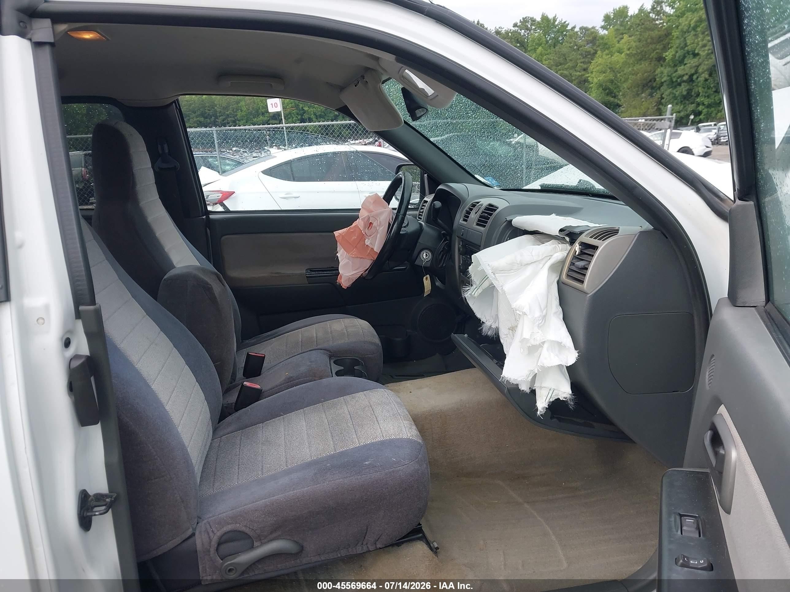 2005 Gmc Canyon Sle White vin: 1GTDS196058107633