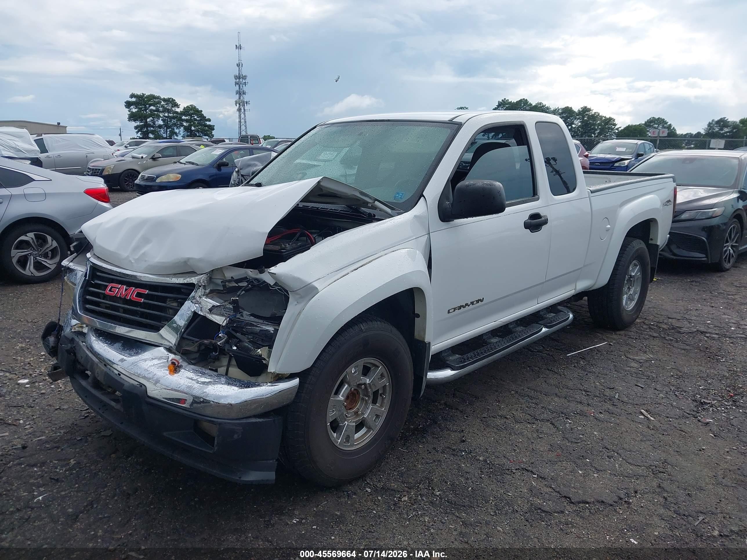 2005 Gmc Canyon Sle White vin: 1GTDS196058107633